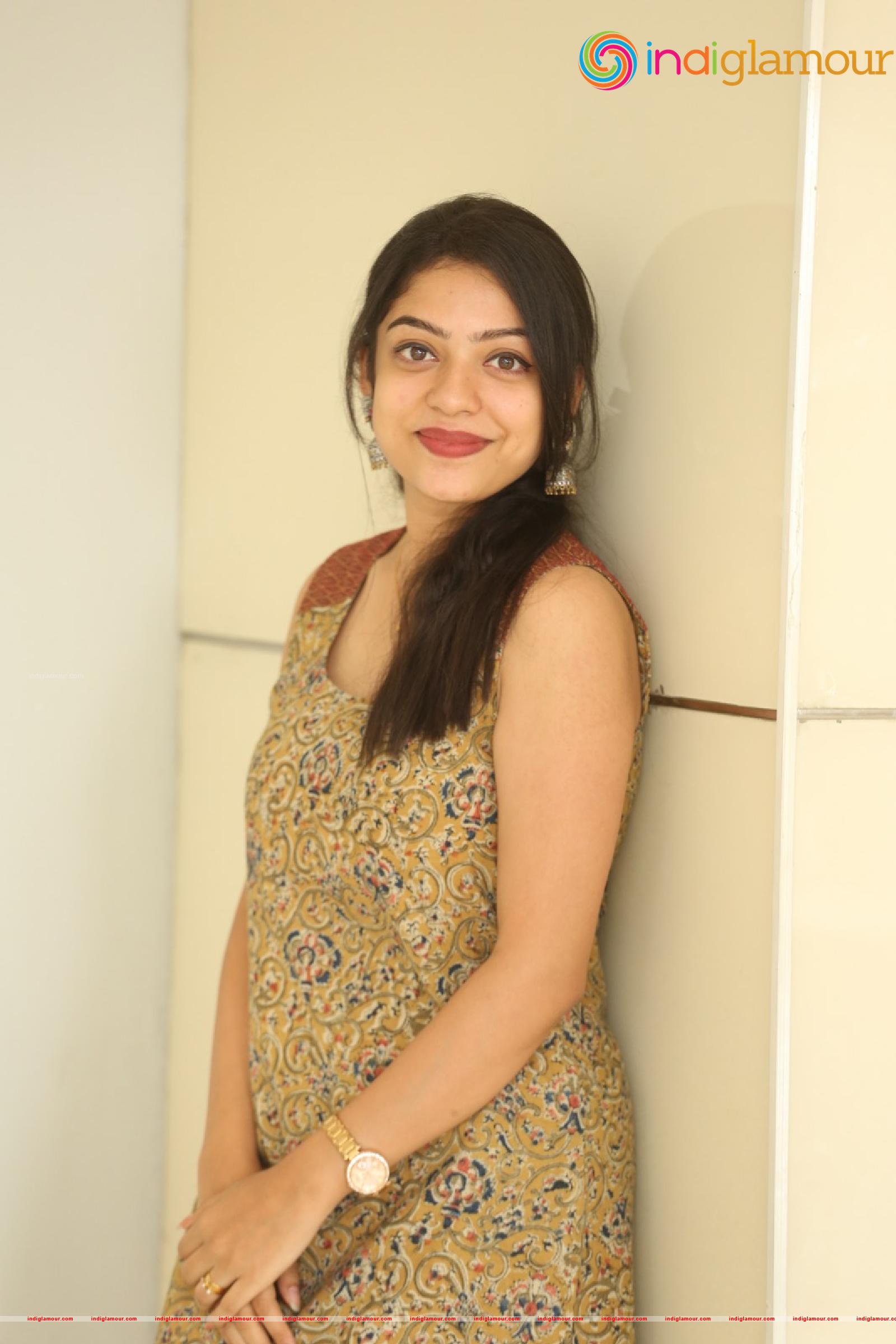 Varsha Bollamma Actress hd photo