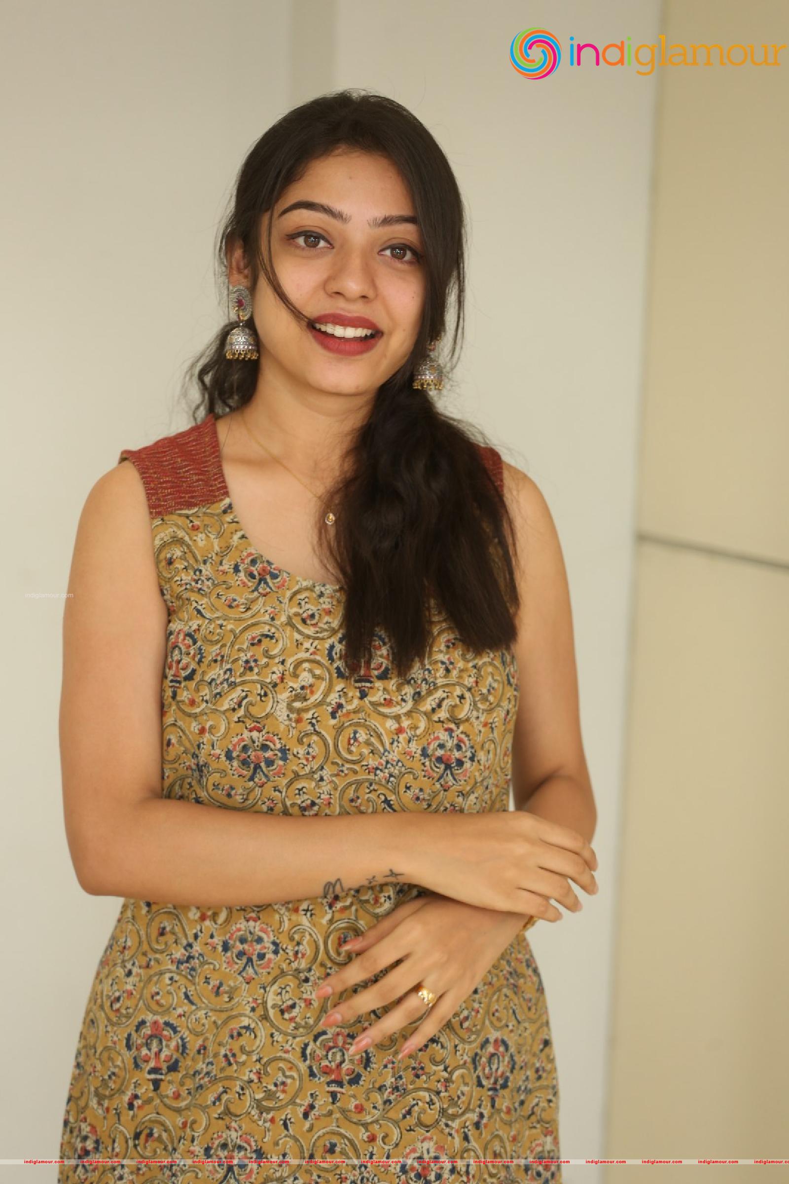 Varsha Bollamma Actress hd photo