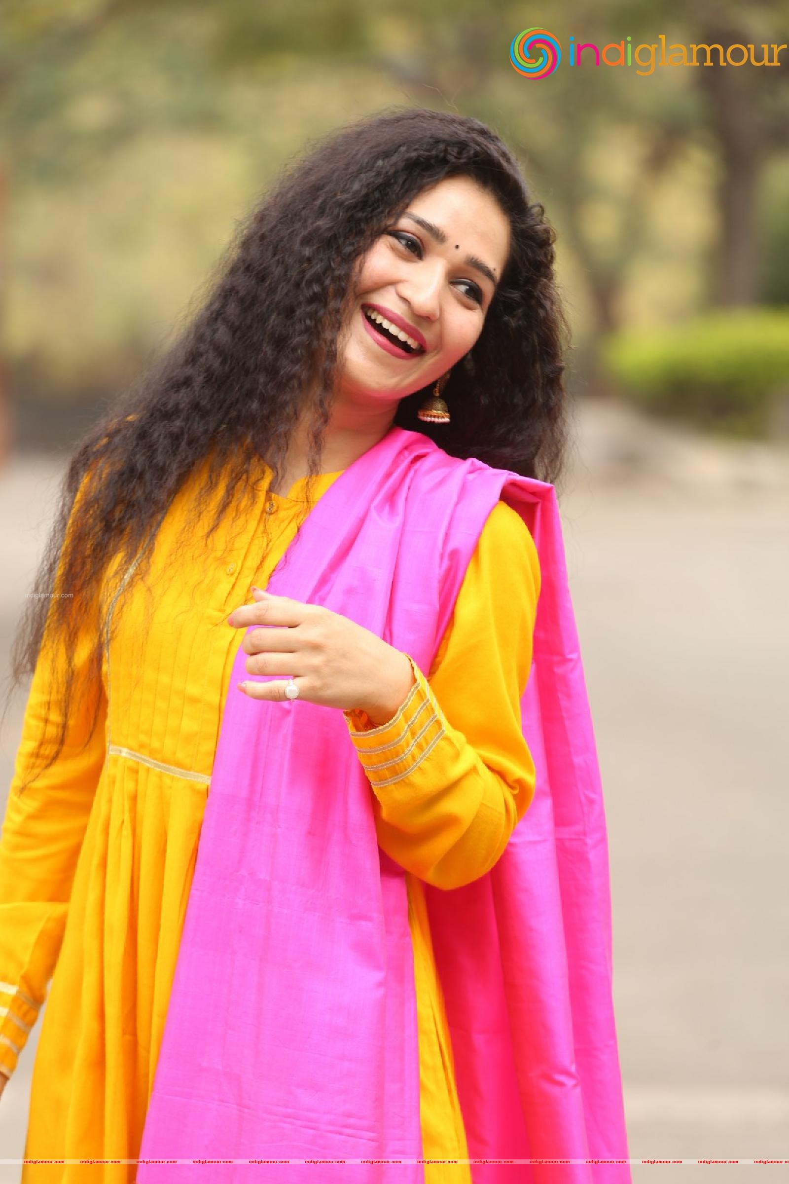 Garima Singh Actress hd photo