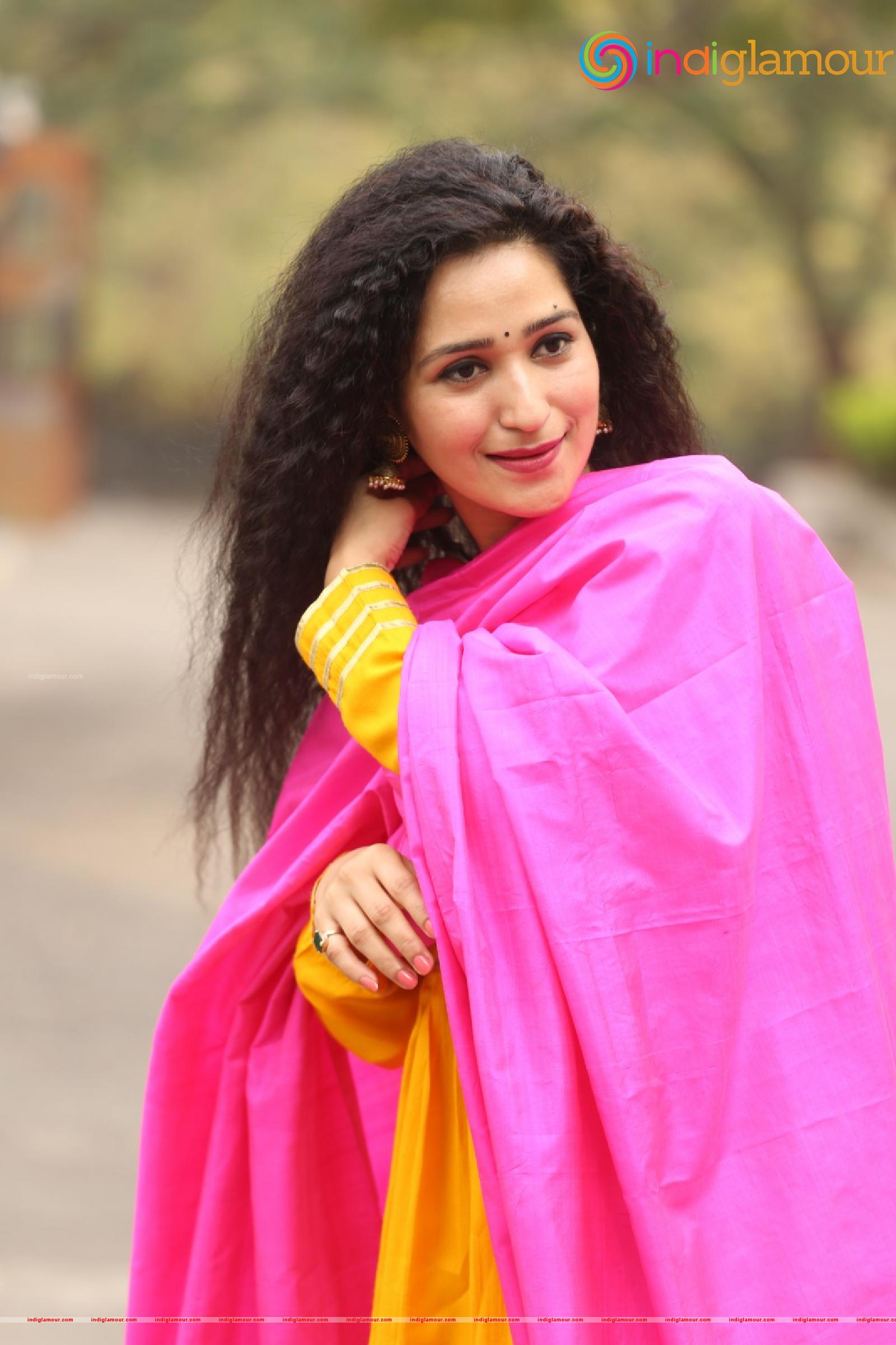 Garima Singh Actress hd photo