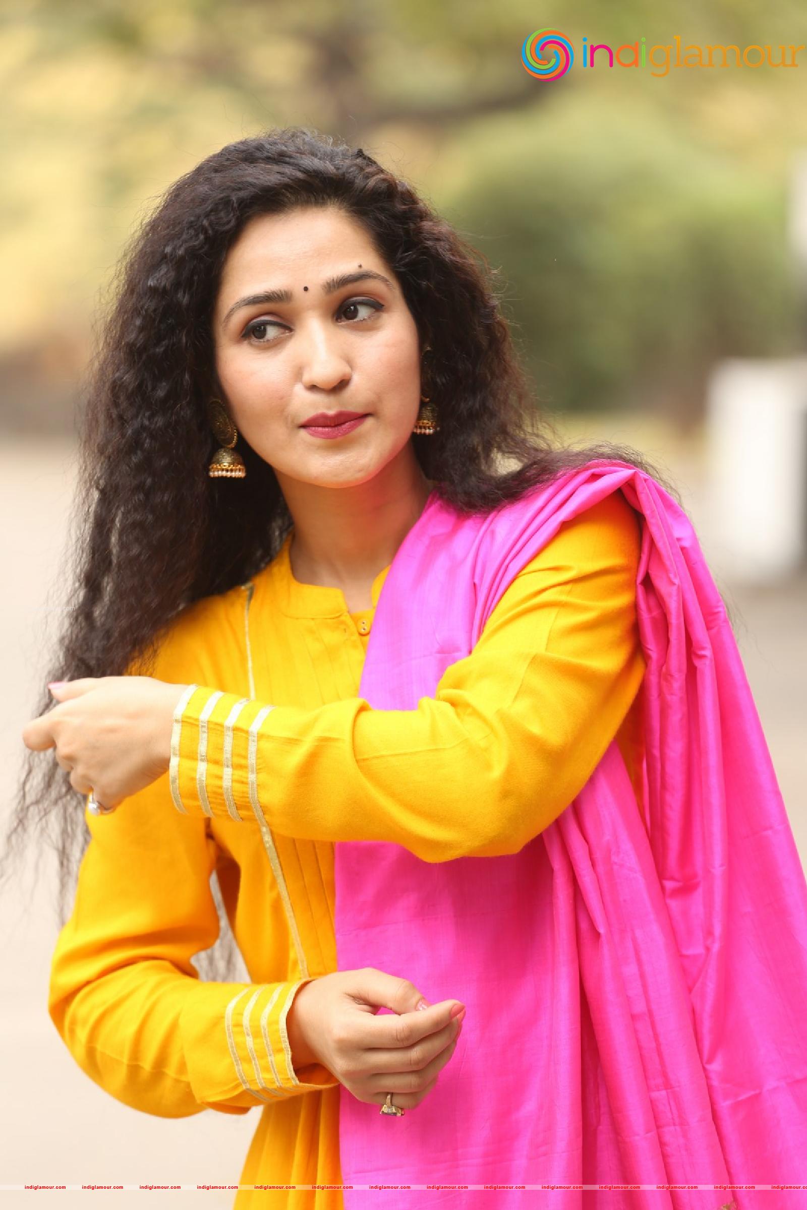 Garima Singh Actress hd photo