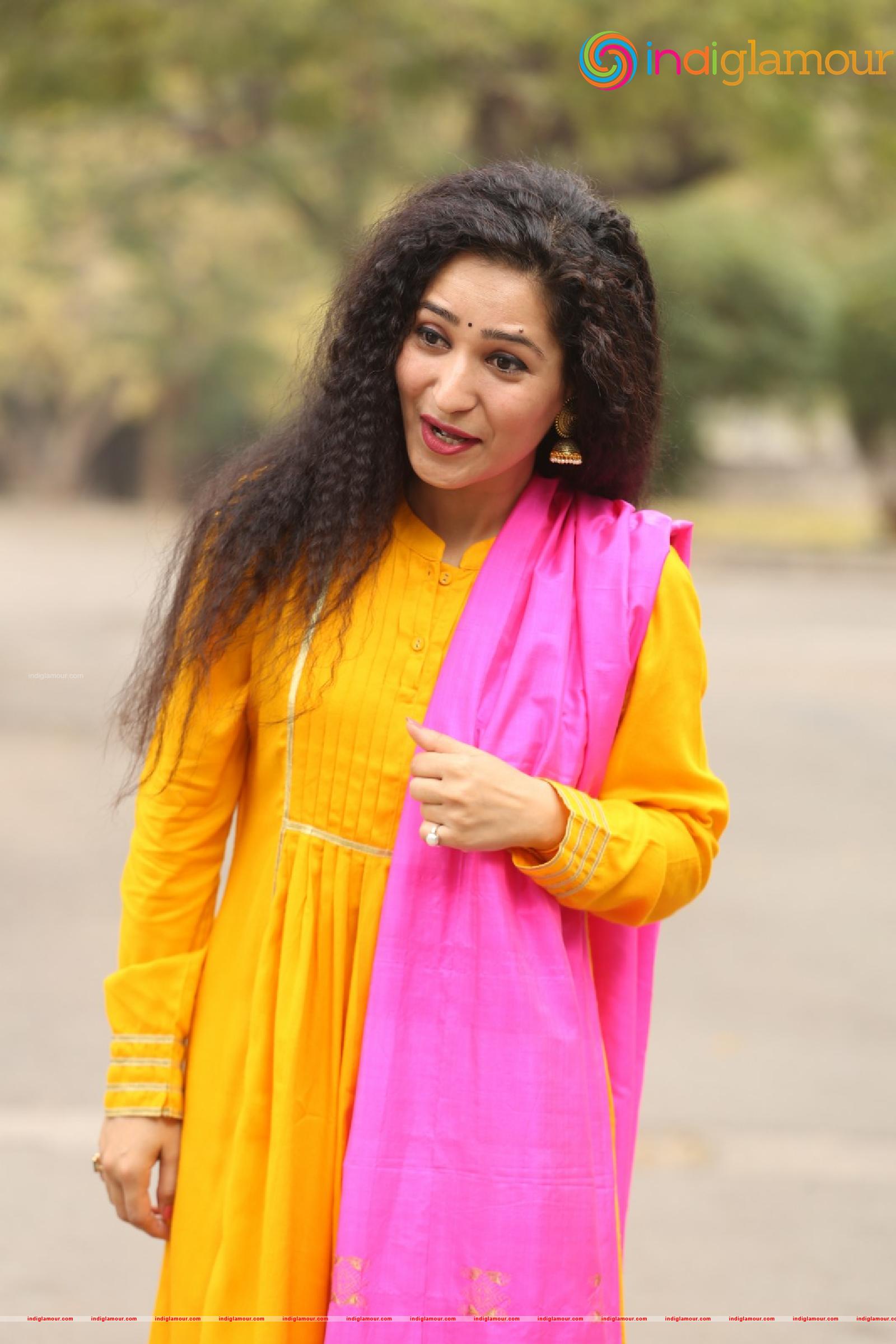 Garima Singh Actress hd photo