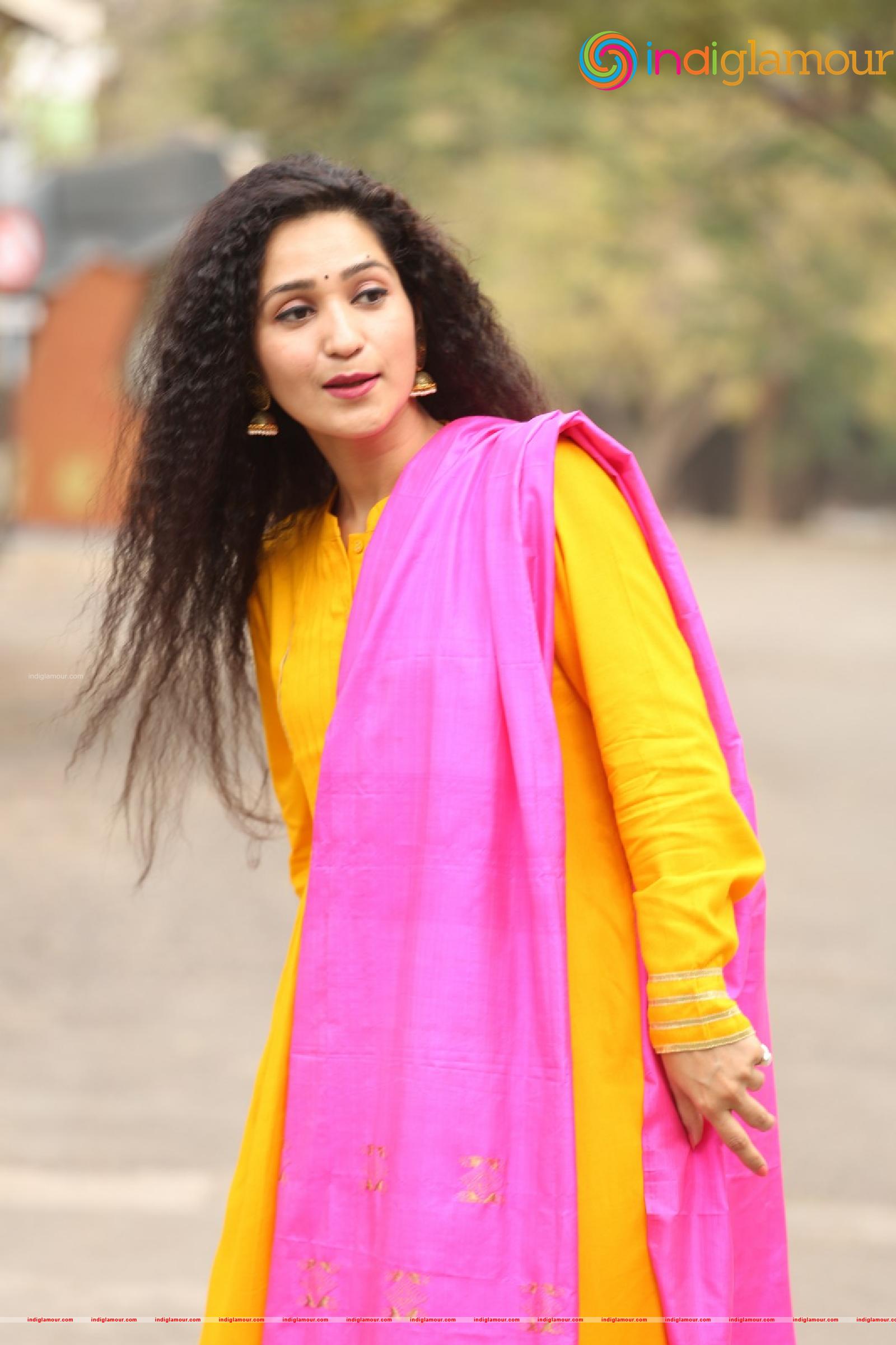 Garima Singh Actress hd photo