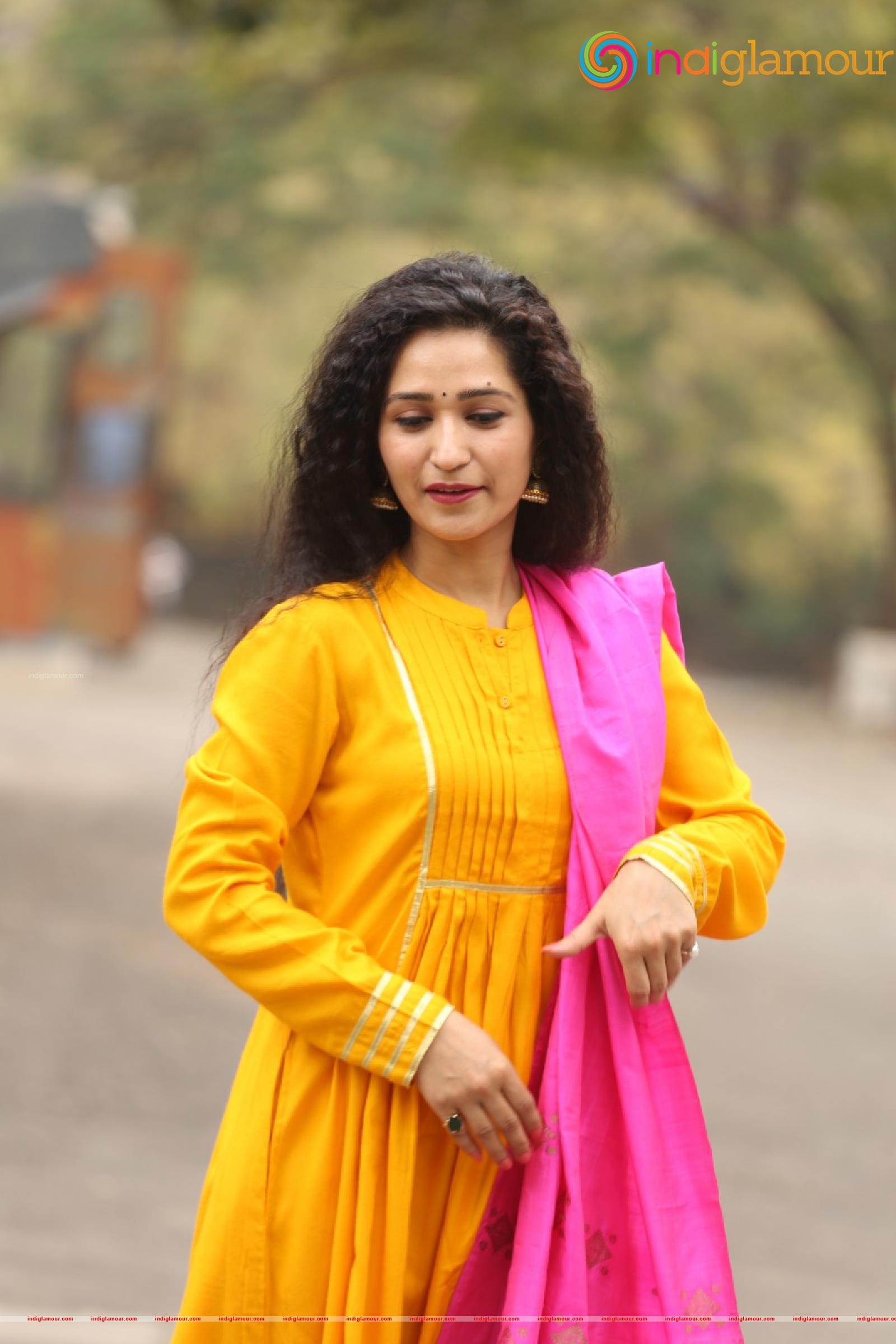 Garima Singh Actress hd photo