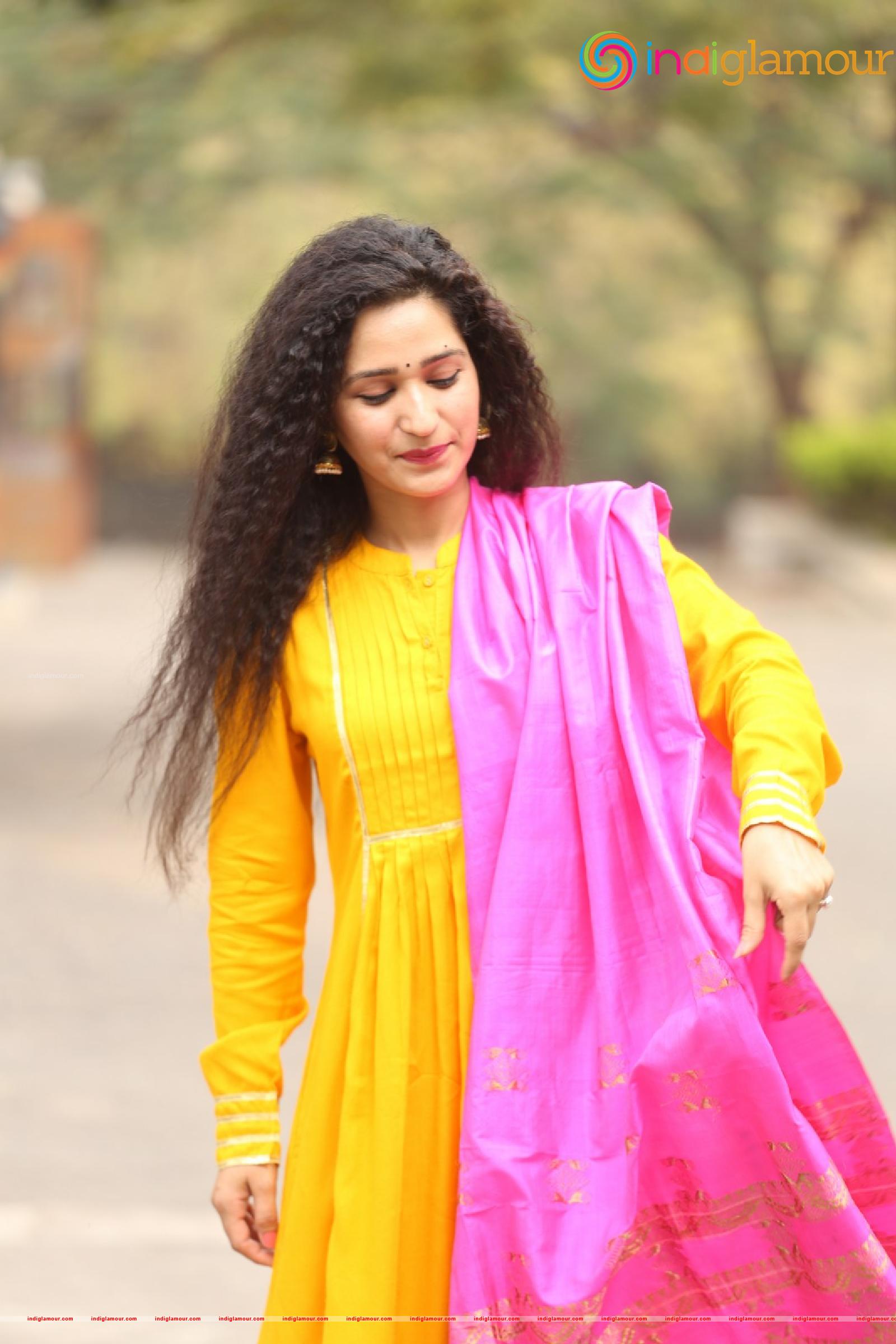 Garima Singh Actress hd photo