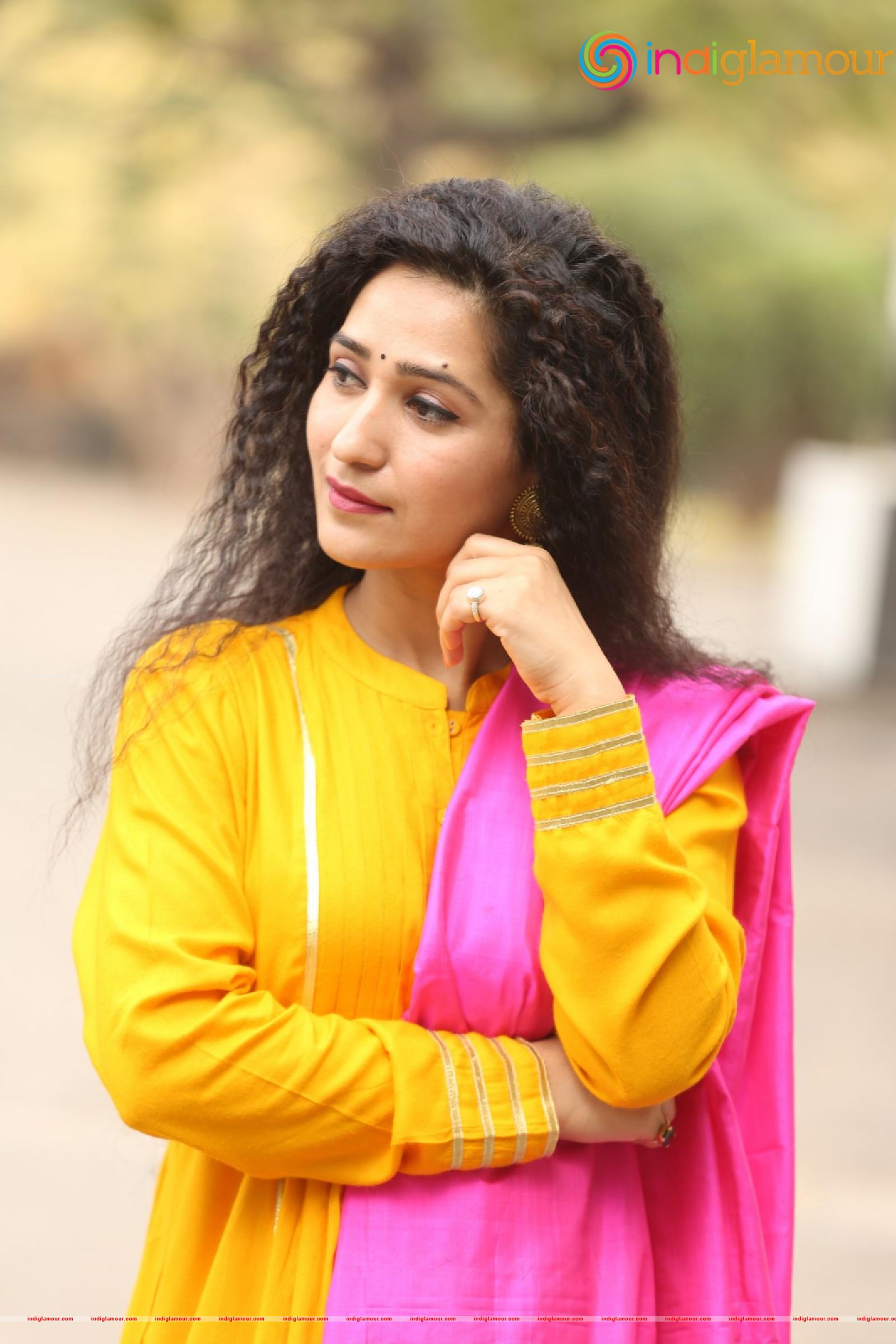 Garima Singh Actress hd photo
