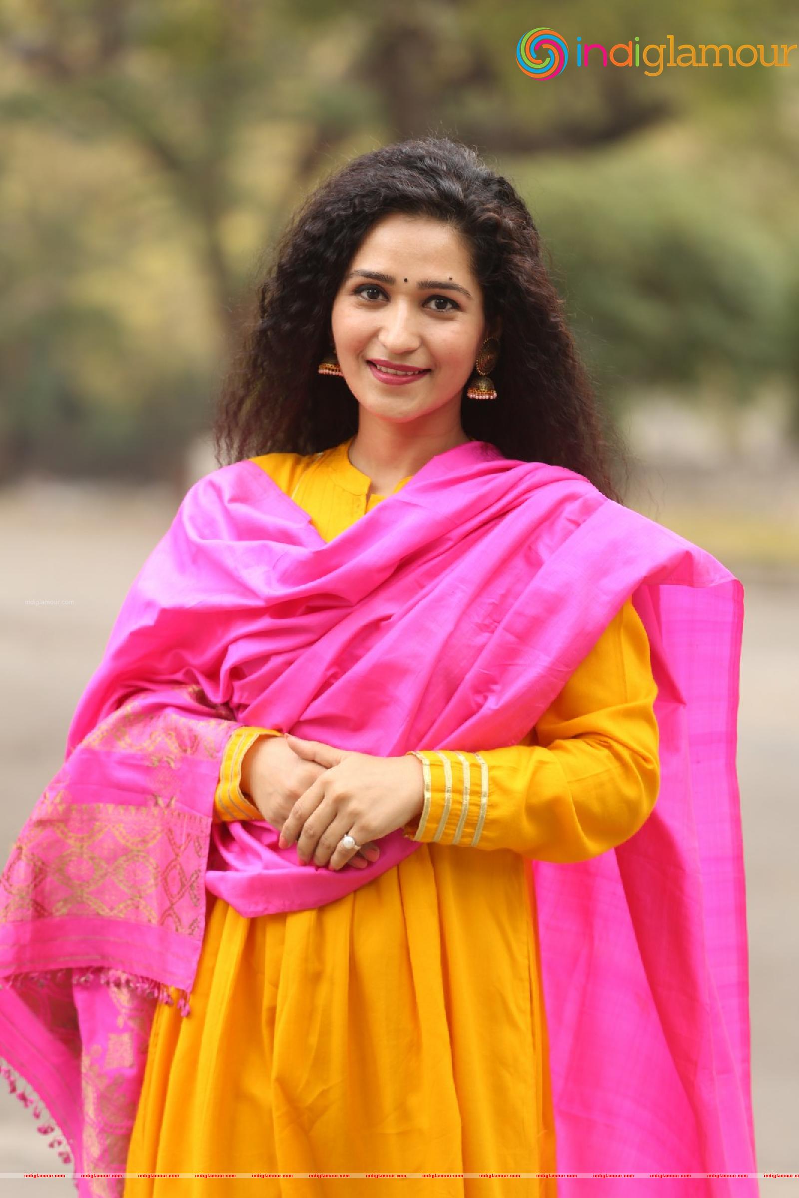 Garima Singh Actress hd photo