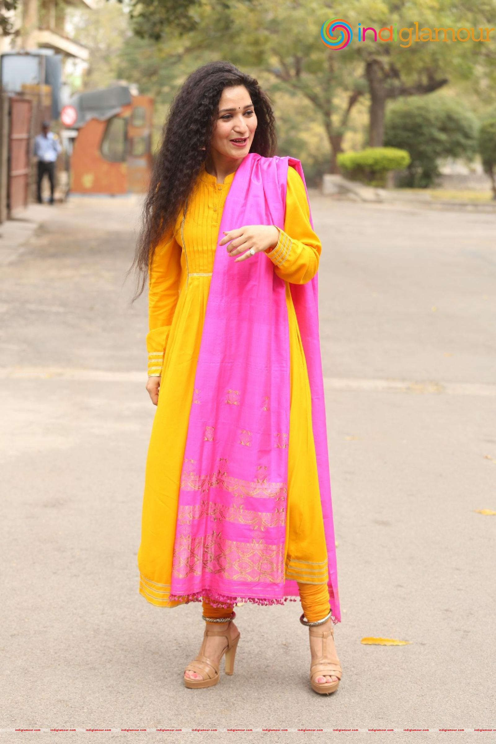 Garima Singh Actress hd photo