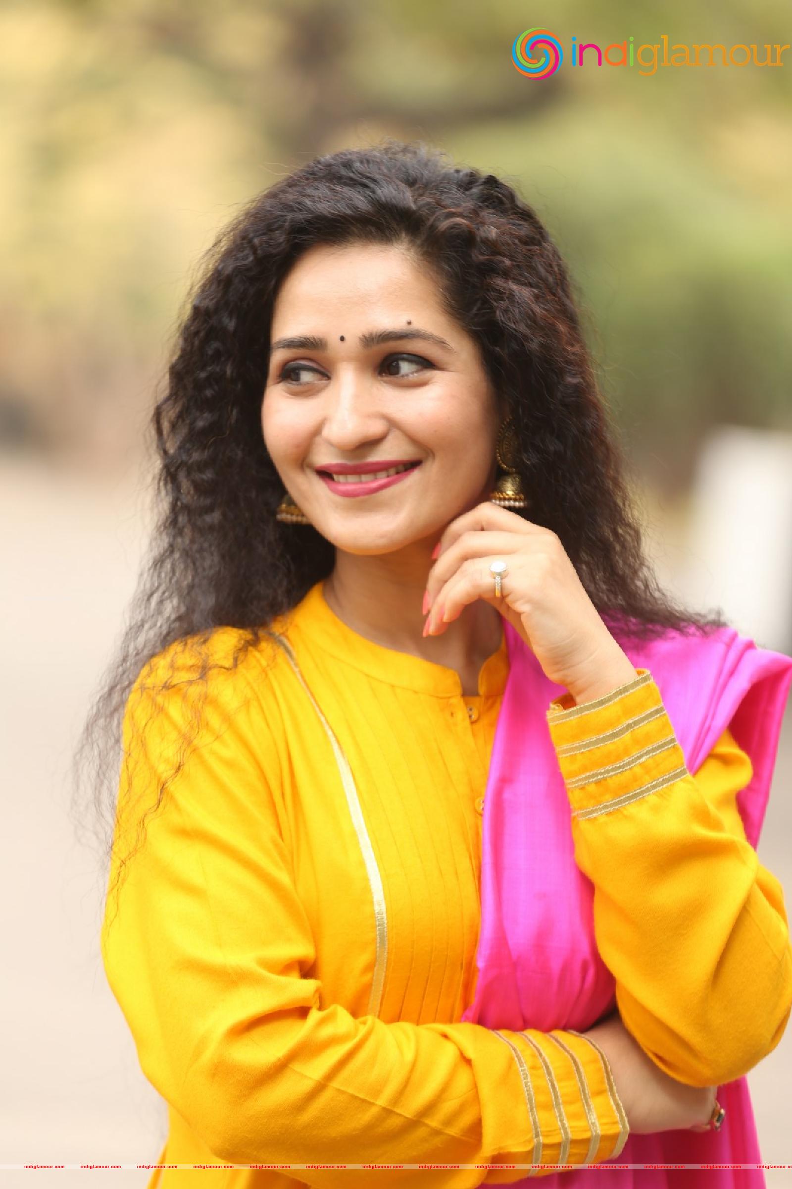 Garima Singh Actress hd photo