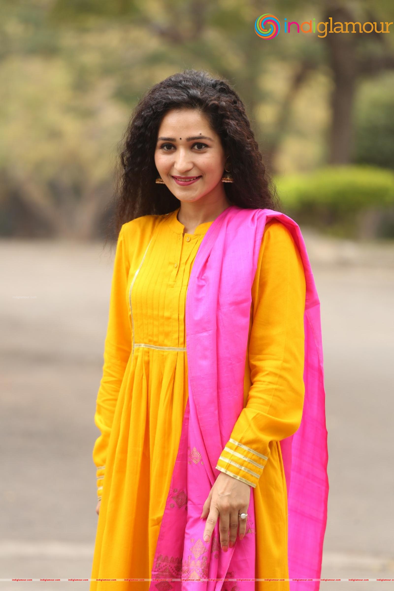 Garima Singh Actress hd photo