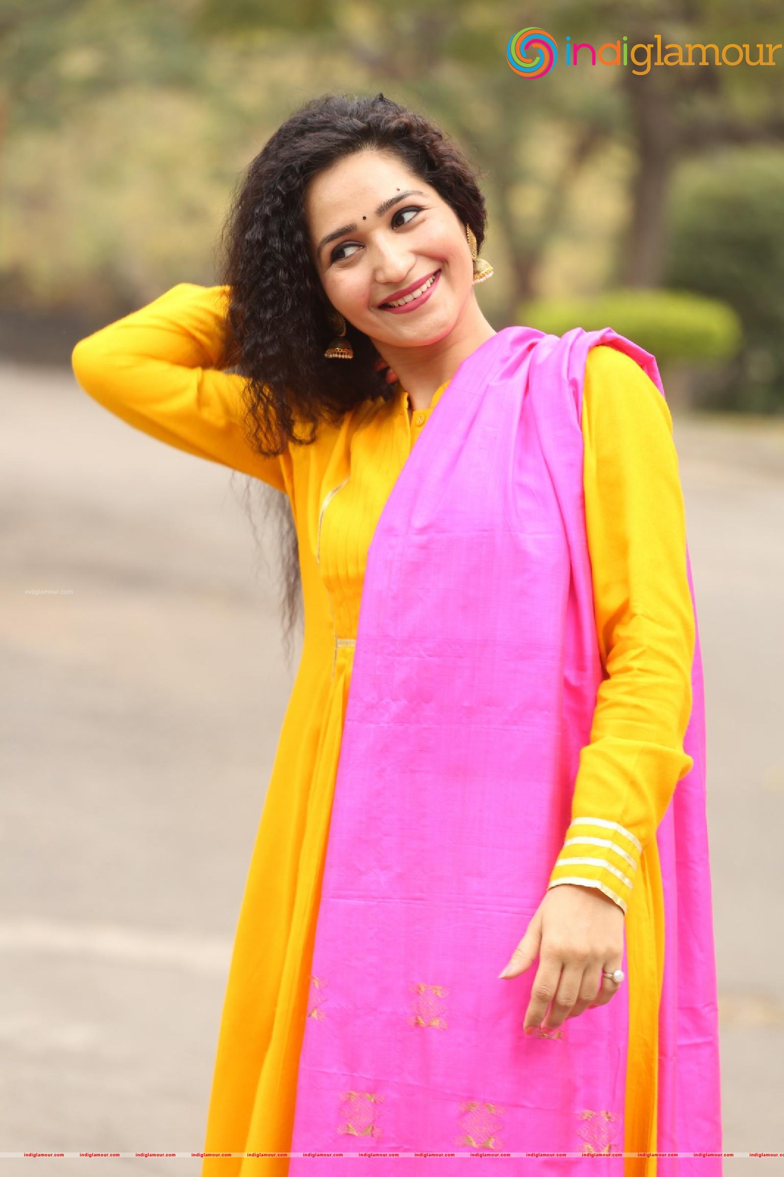 Garima Singh Actress hd photo