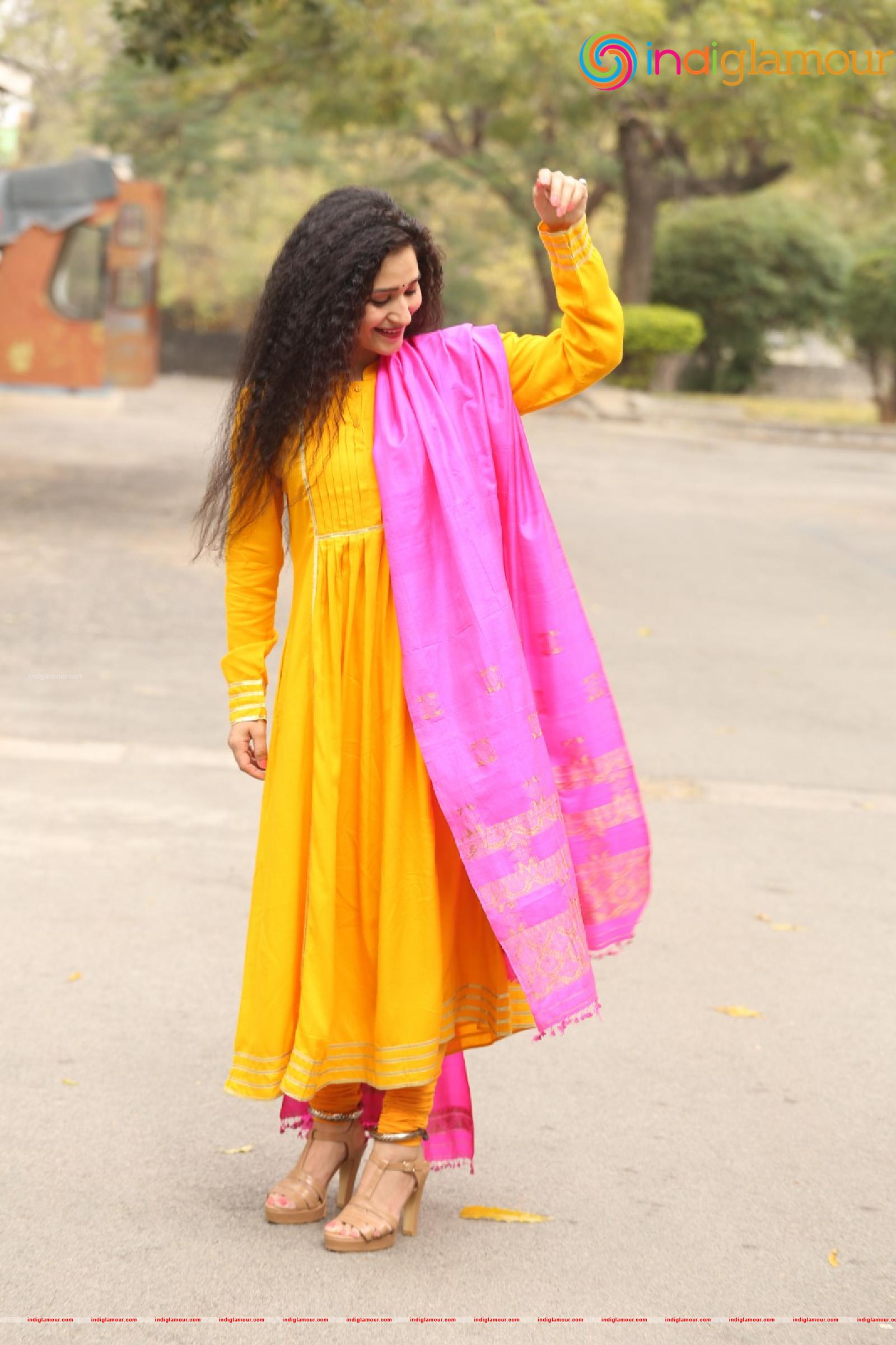 Garima Singh Actress hd photo