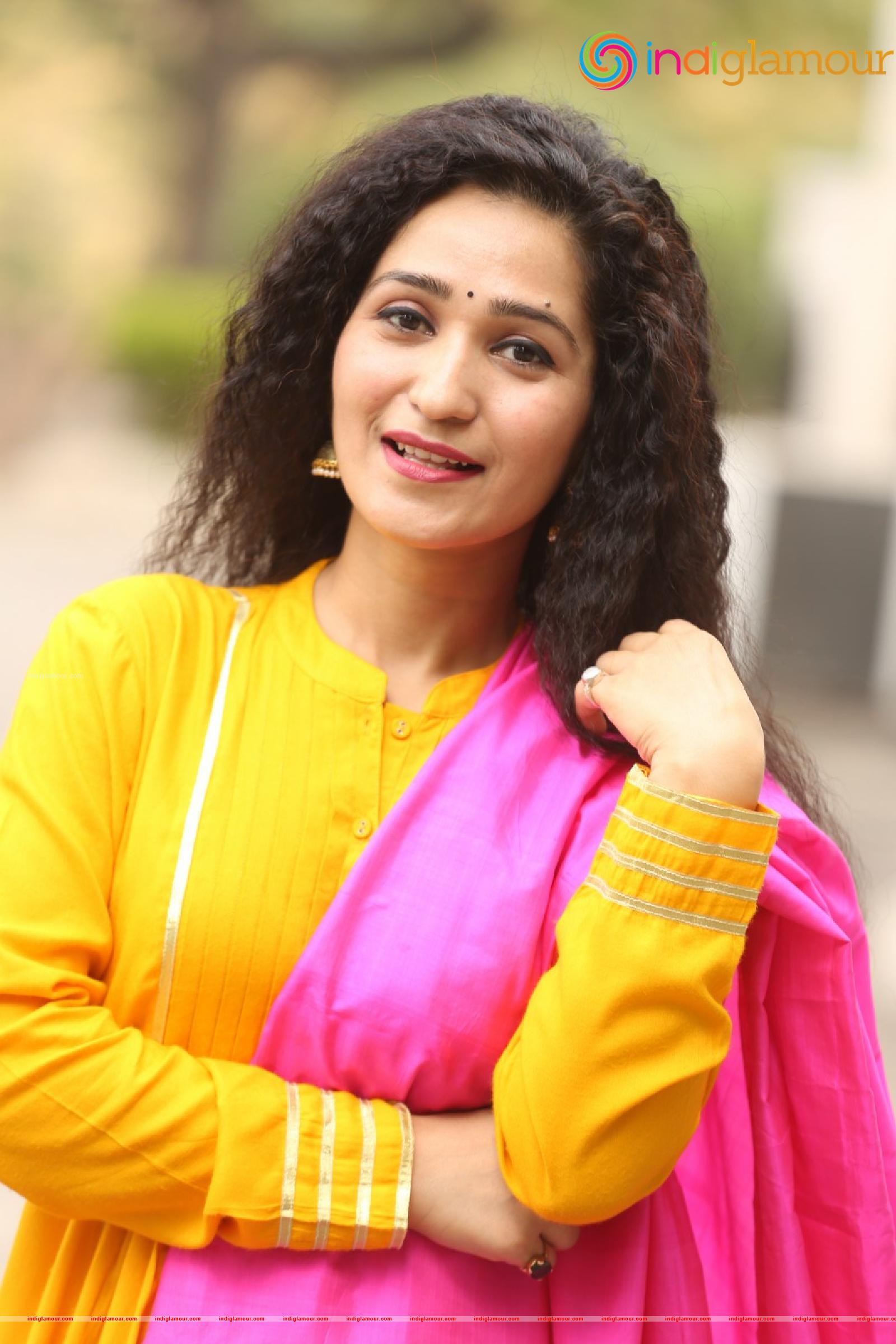 Garima Singh Actress hd photo