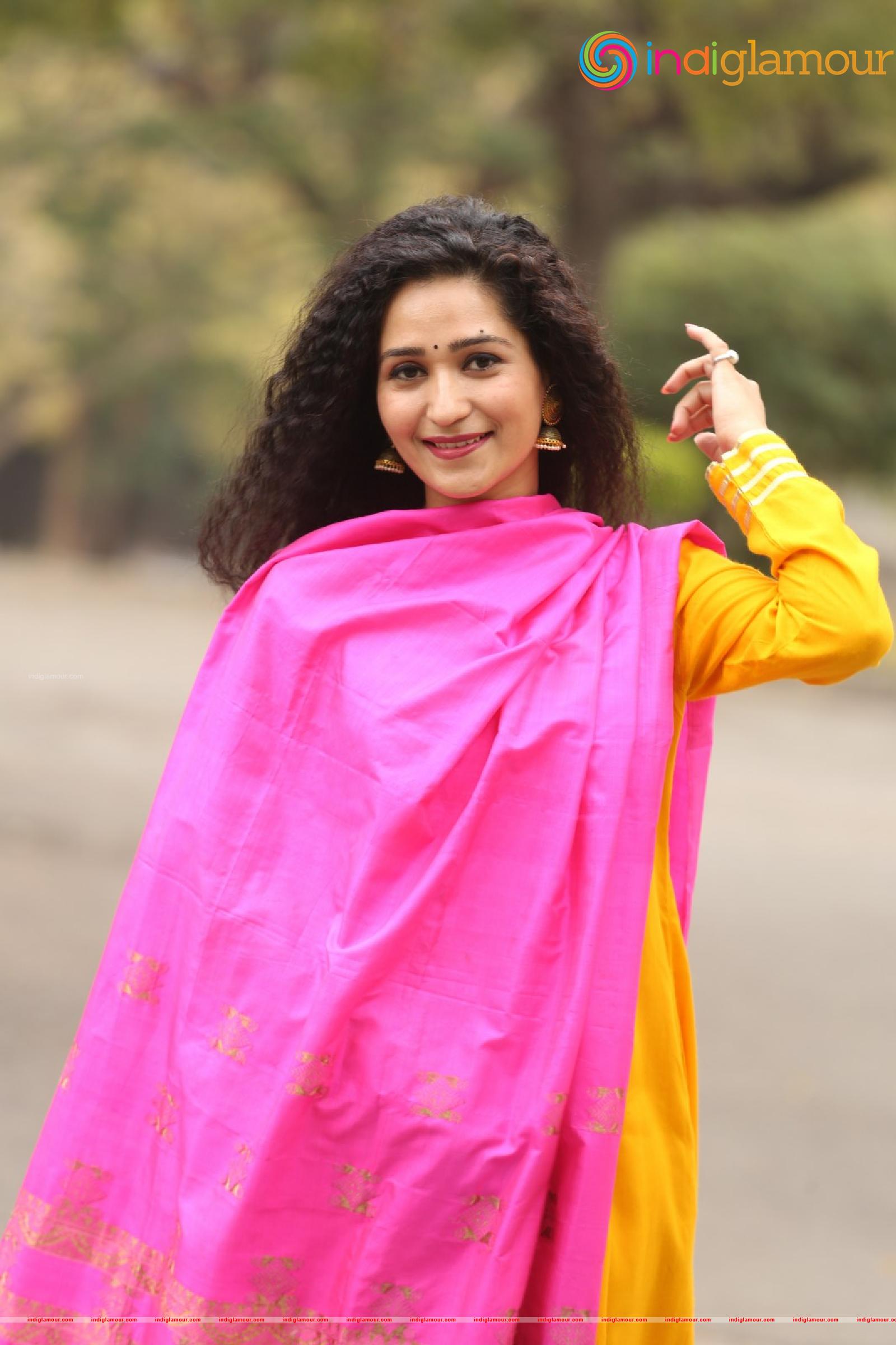Garima Singh Actress hd photo
