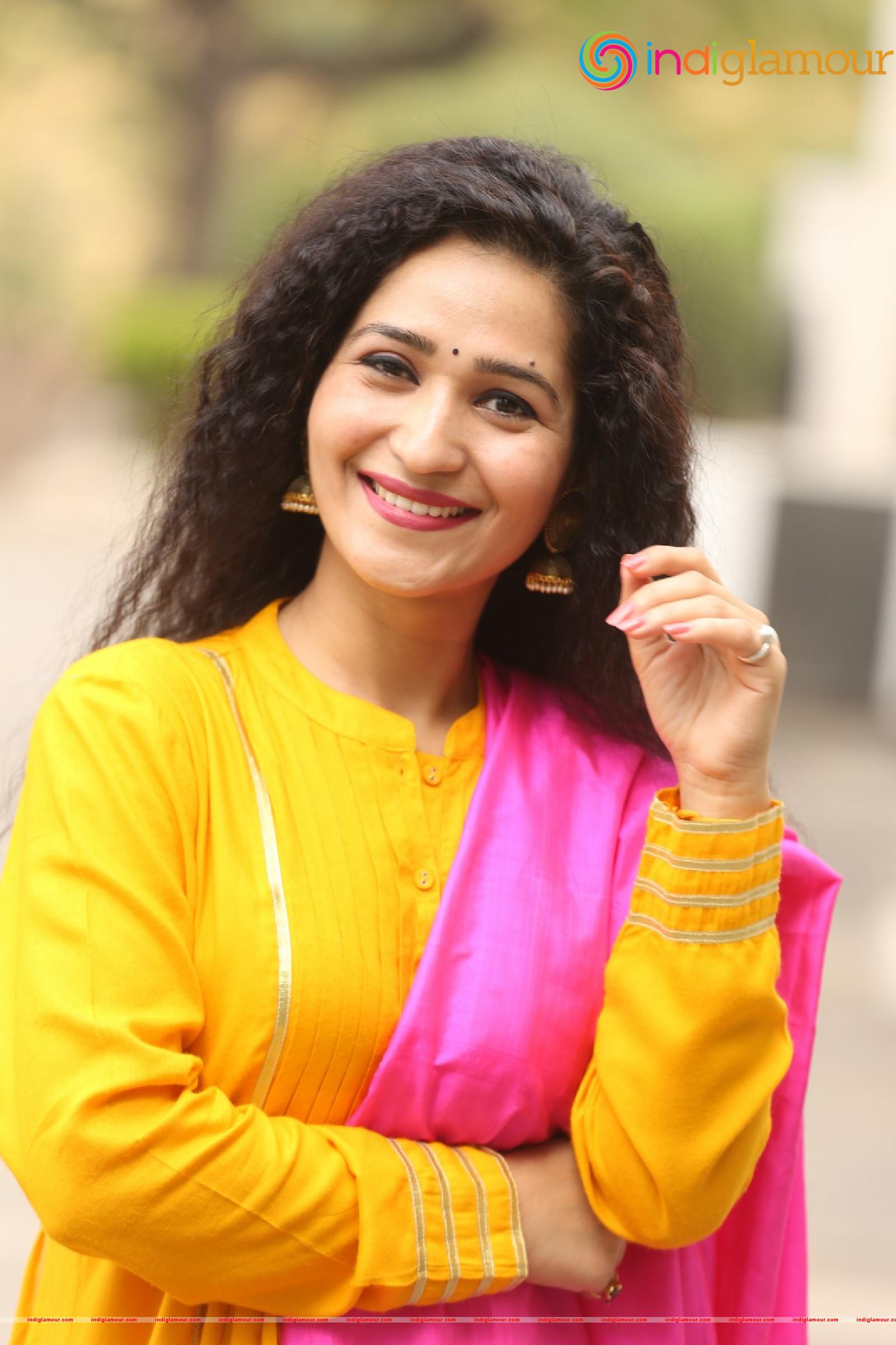 Garima Singh Actress hd photo