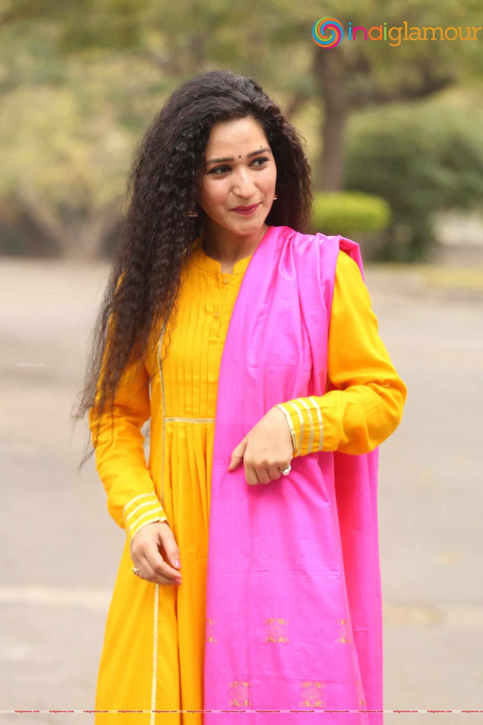 Garima Singh Actress hd photo