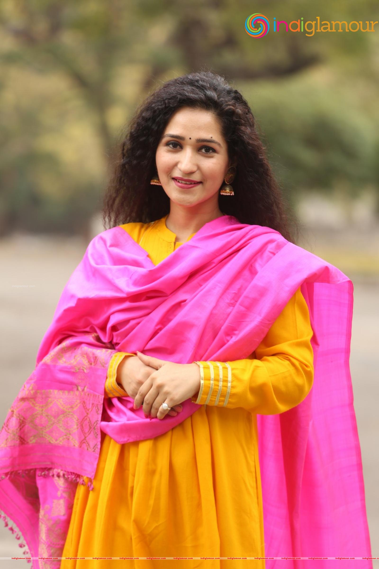 Garima Singh Actress hd photo