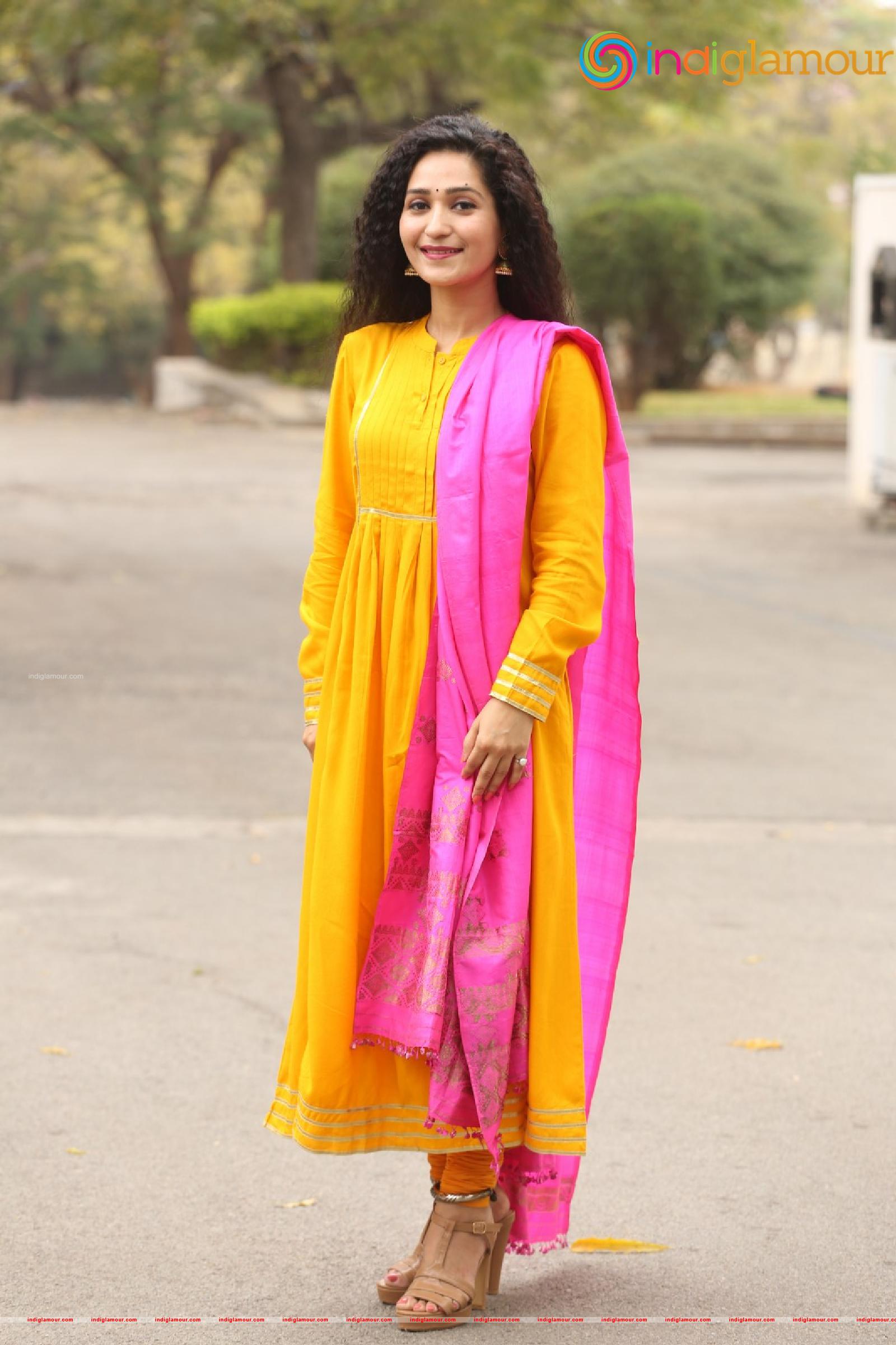 Garima Singh Actress hd photo