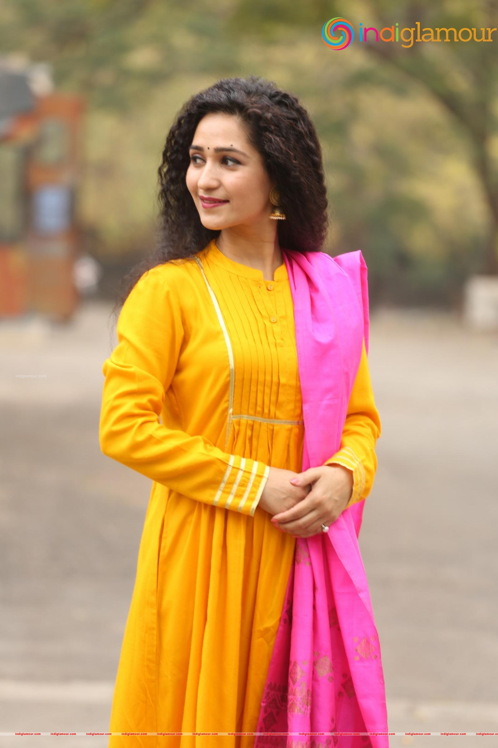 Garima Singh Actress hd photo