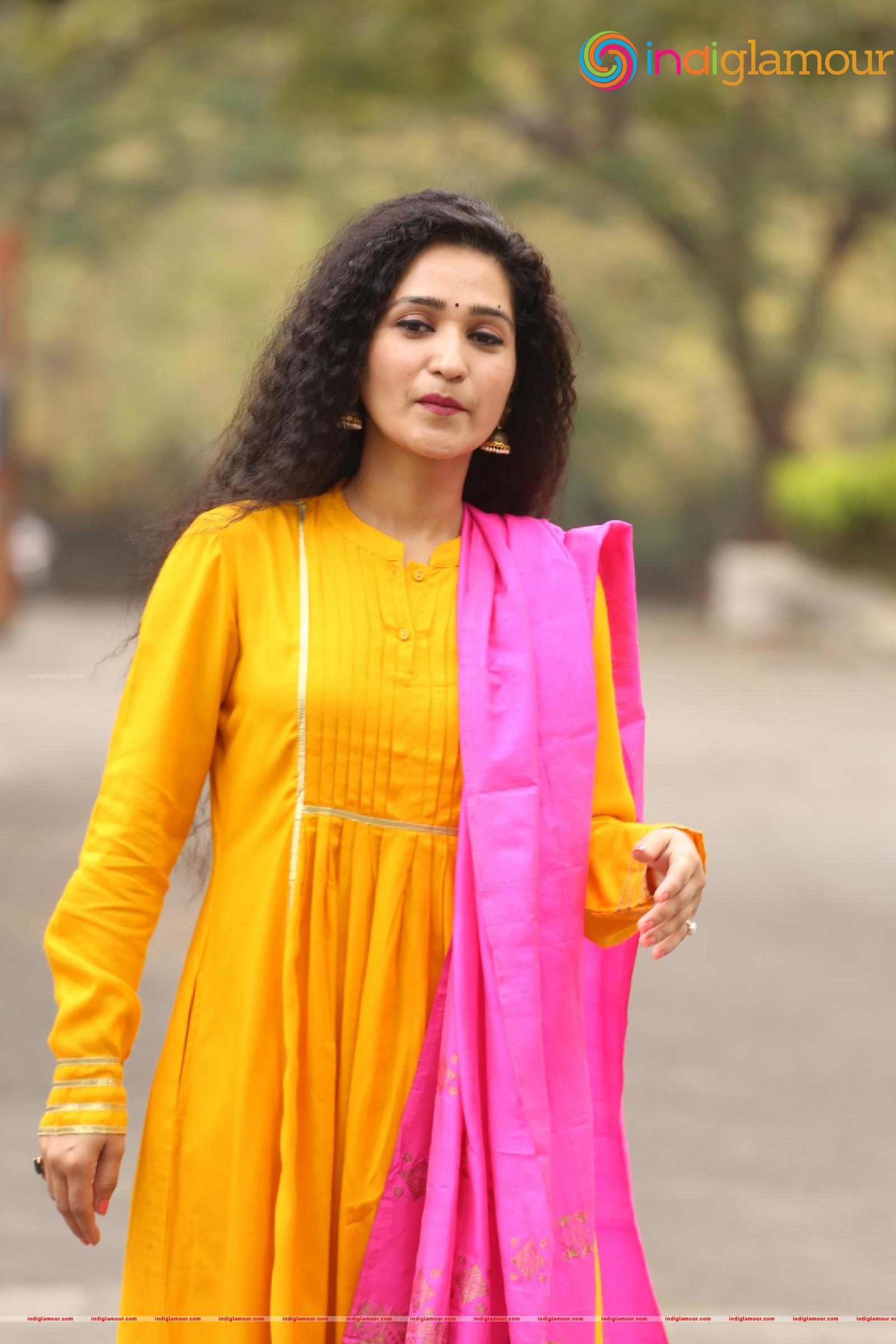 Garima Singh Actress hd photo
