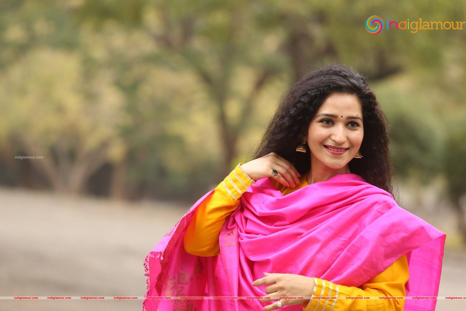 Garima Singh Actress hd photo