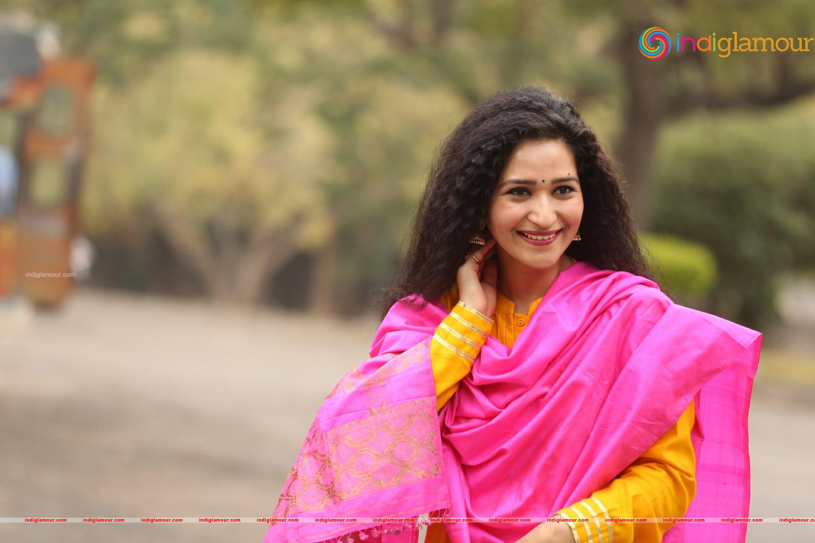 Garima Singh Actress hd photo