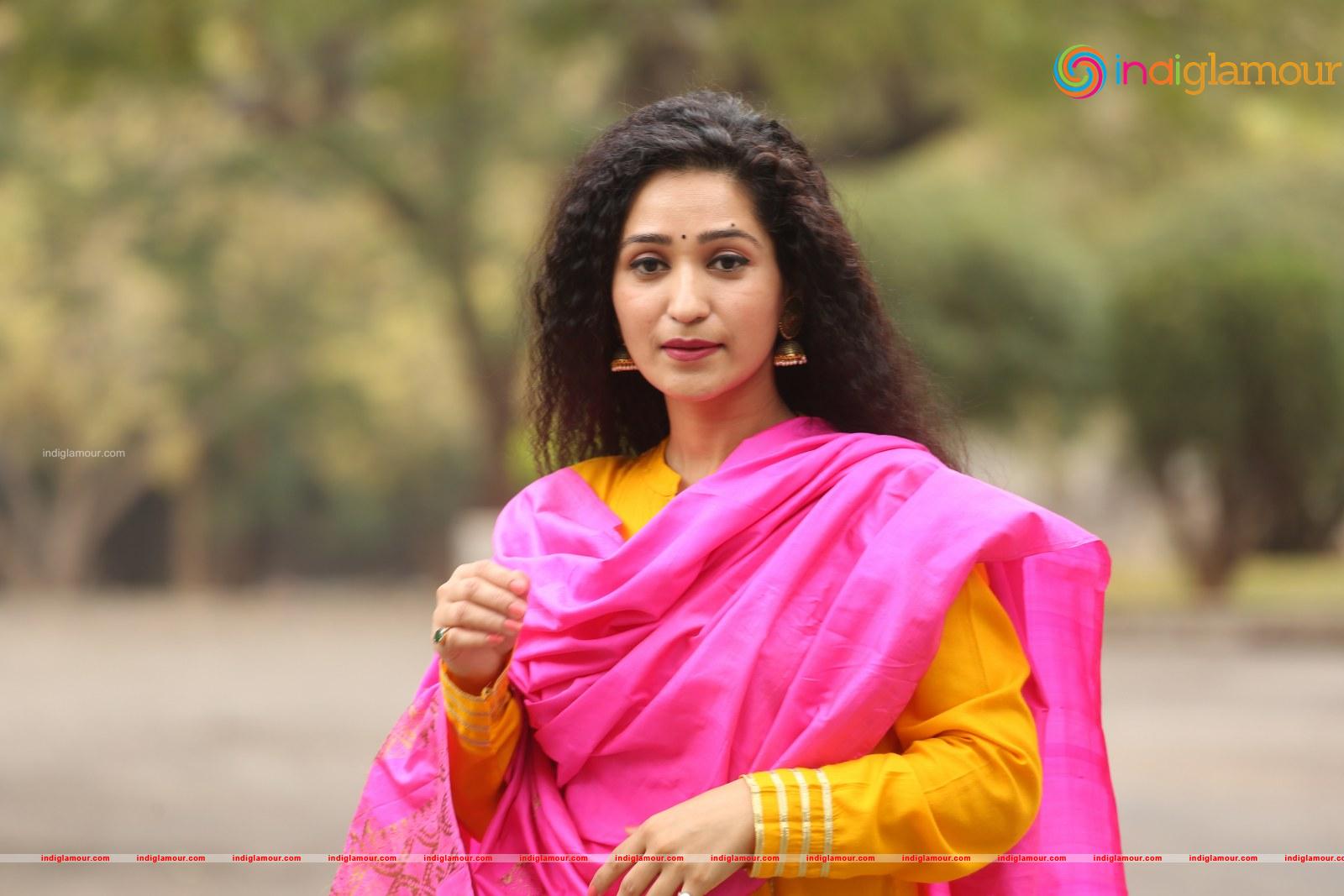 Garima Singh Actress hd photo