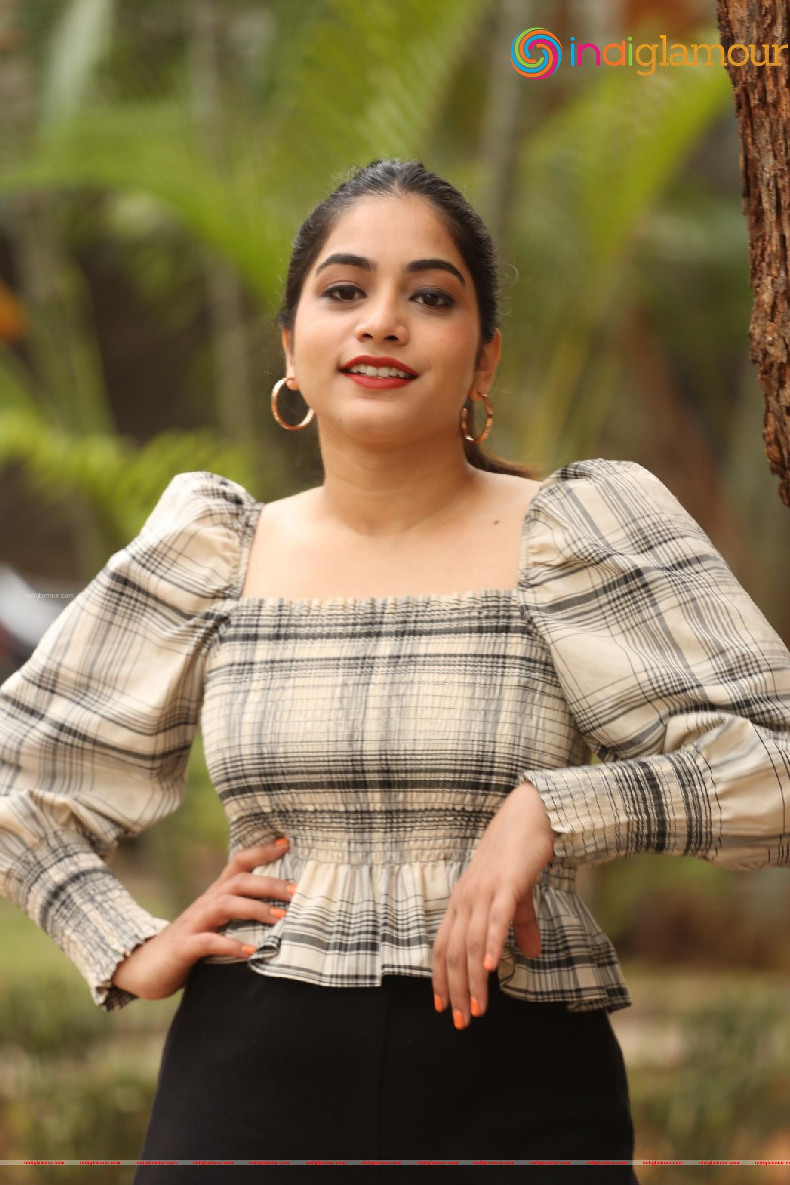 Punarnavi Bhupalam Actress hd photo