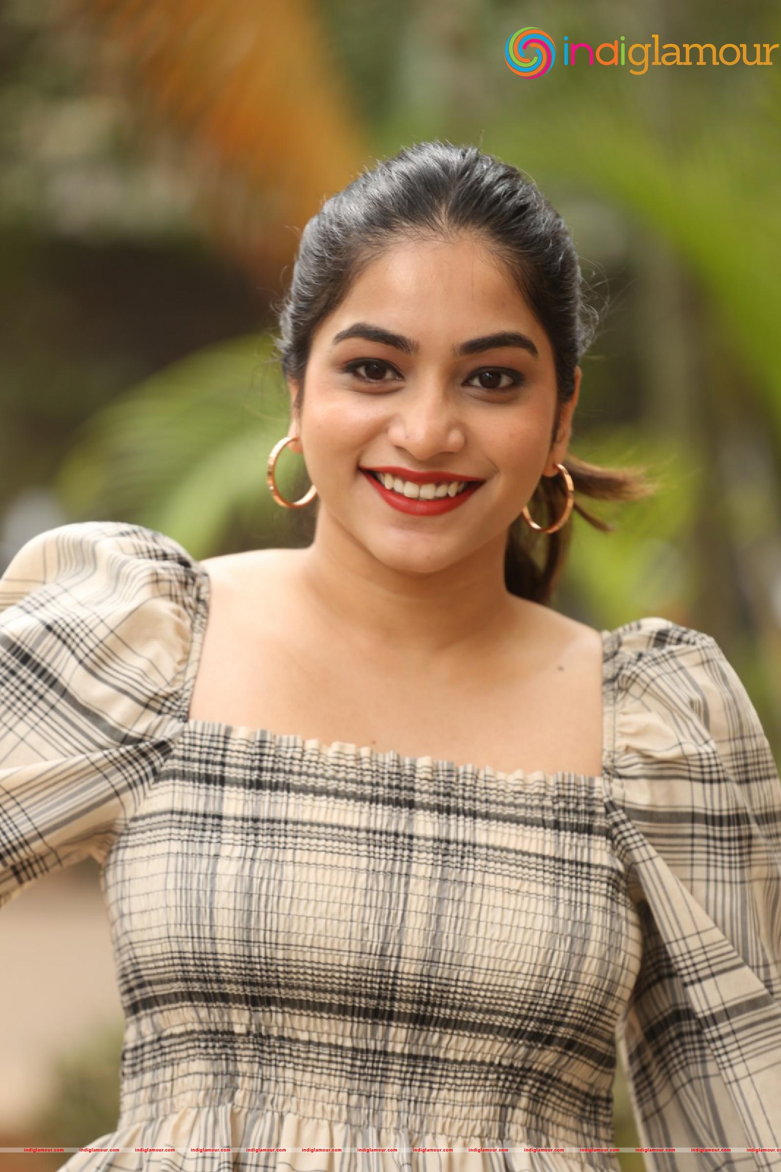 Punarnavi Bhupalam Actress hd photo