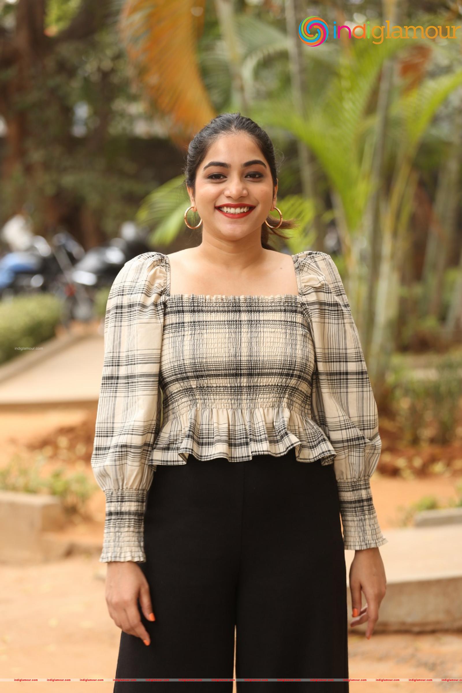Punarnavi Bhupalam Actress hd photo