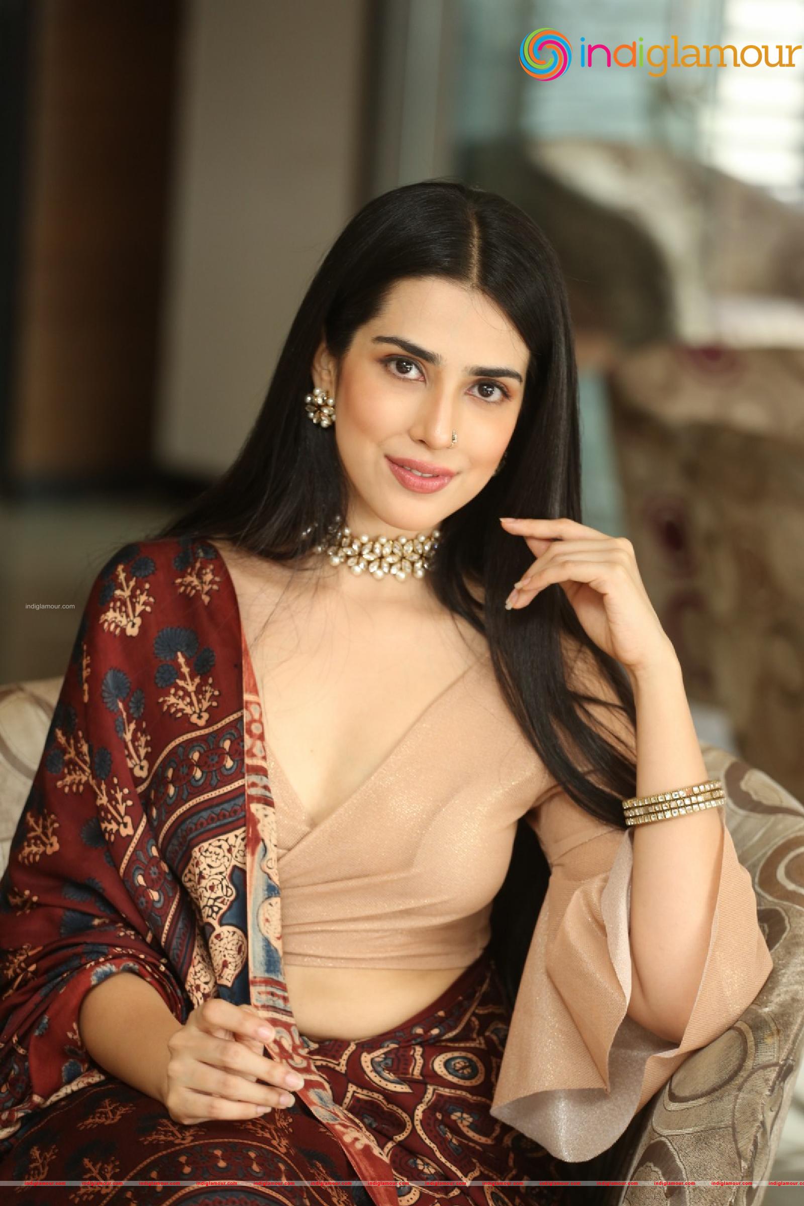 Saloni Mishra Actress hd photo