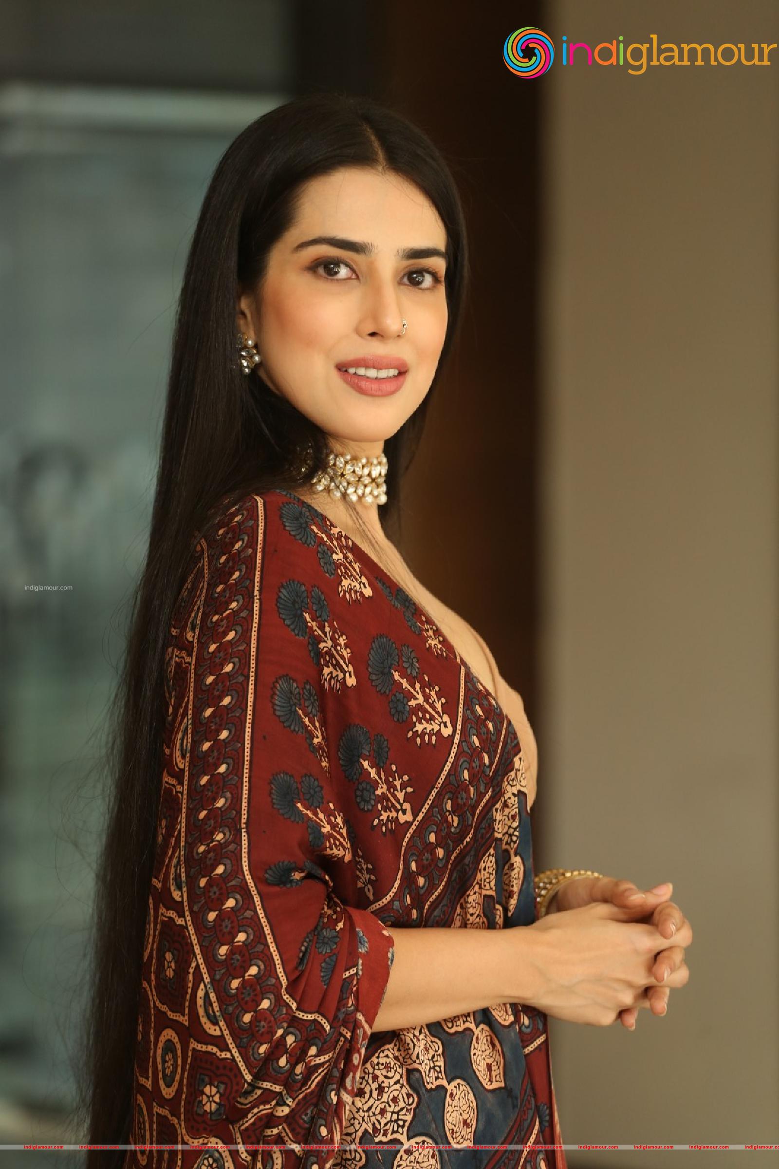 Saloni Mishra Actress hd photo