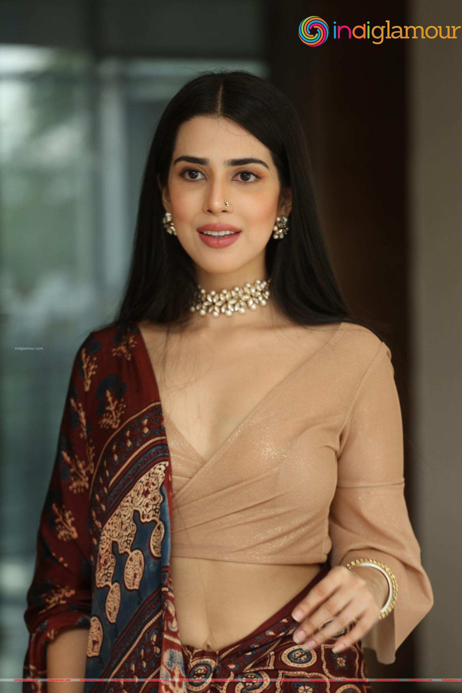 Saloni Mishra Actress hd photo