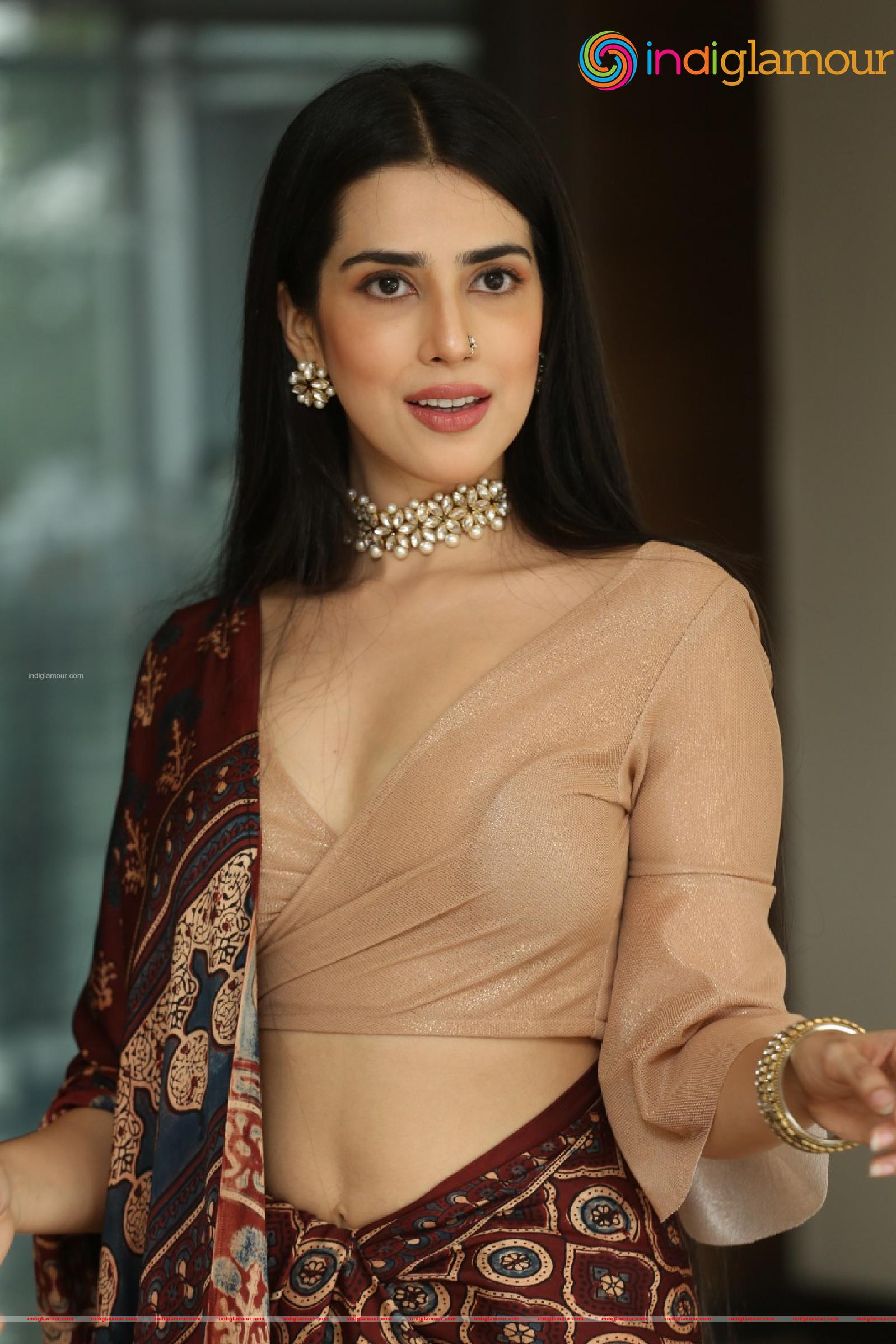 Saloni Mishra Actress hd photo