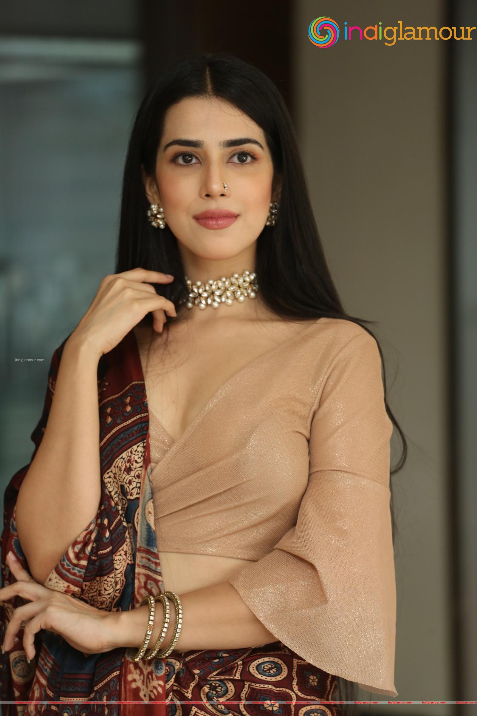 Saloni Mishra Actress hd photo