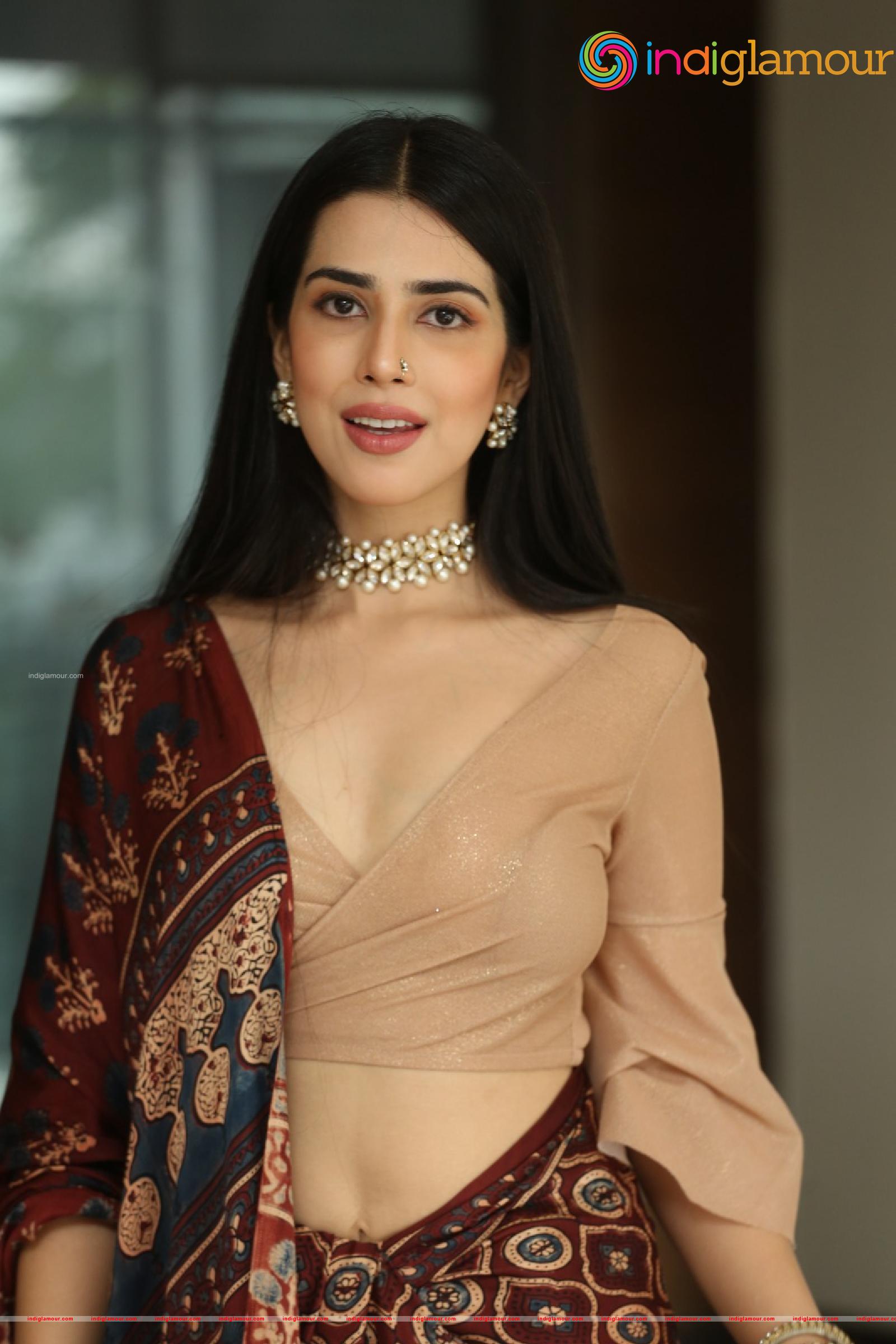 Saloni Mishra Actress hd photo