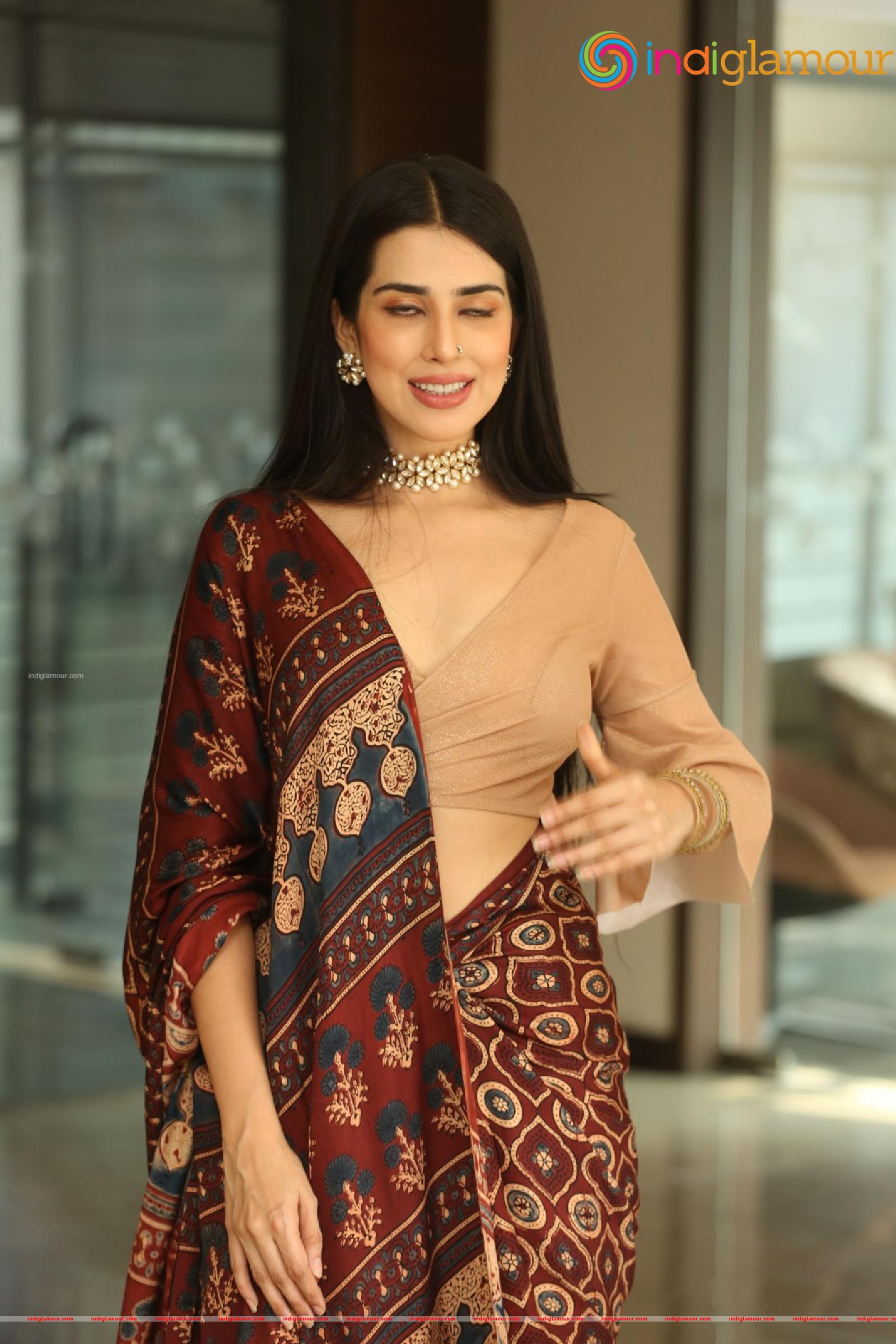 Saloni Mishra Actress hd photo