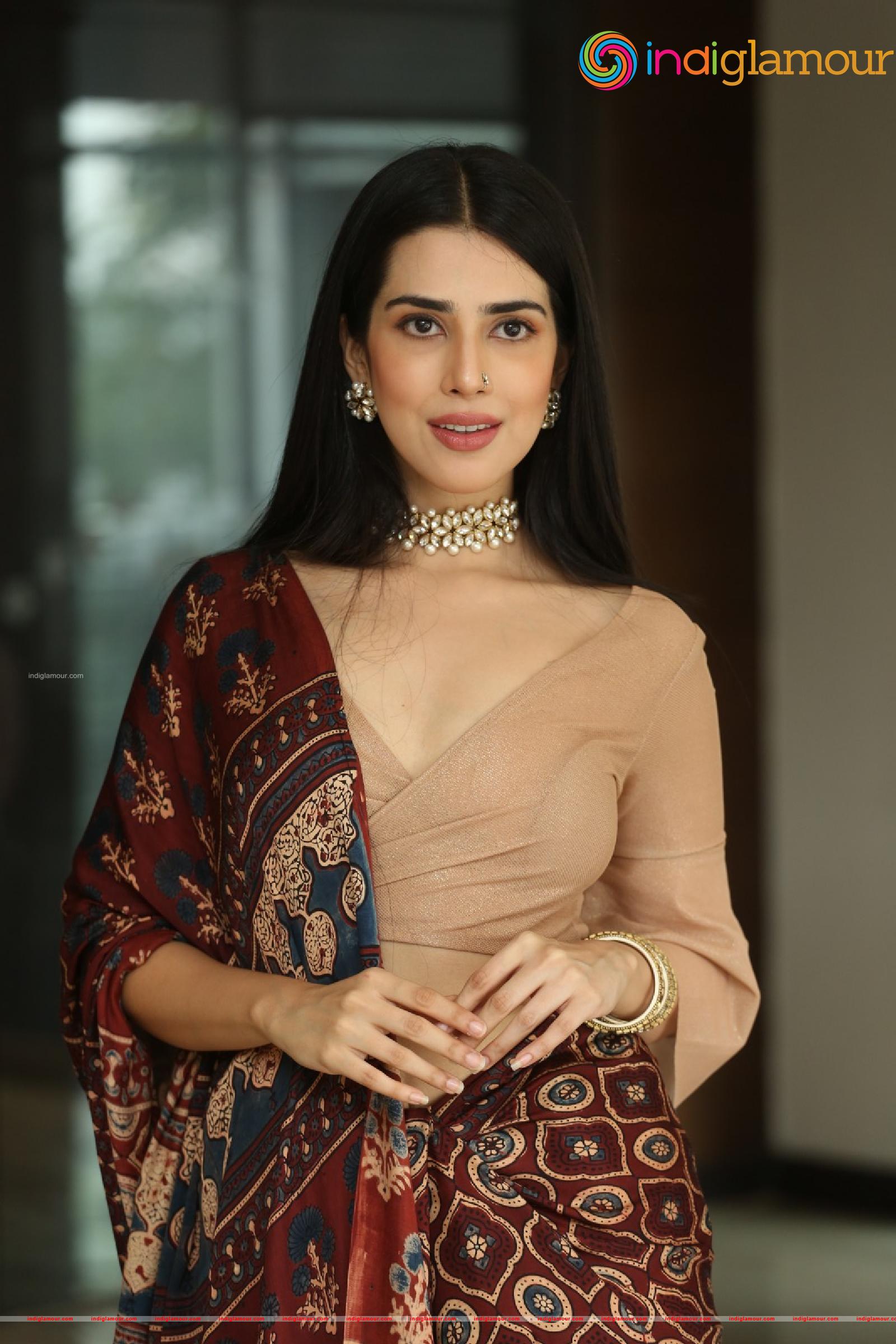 Saloni Mishra Actress hd photo