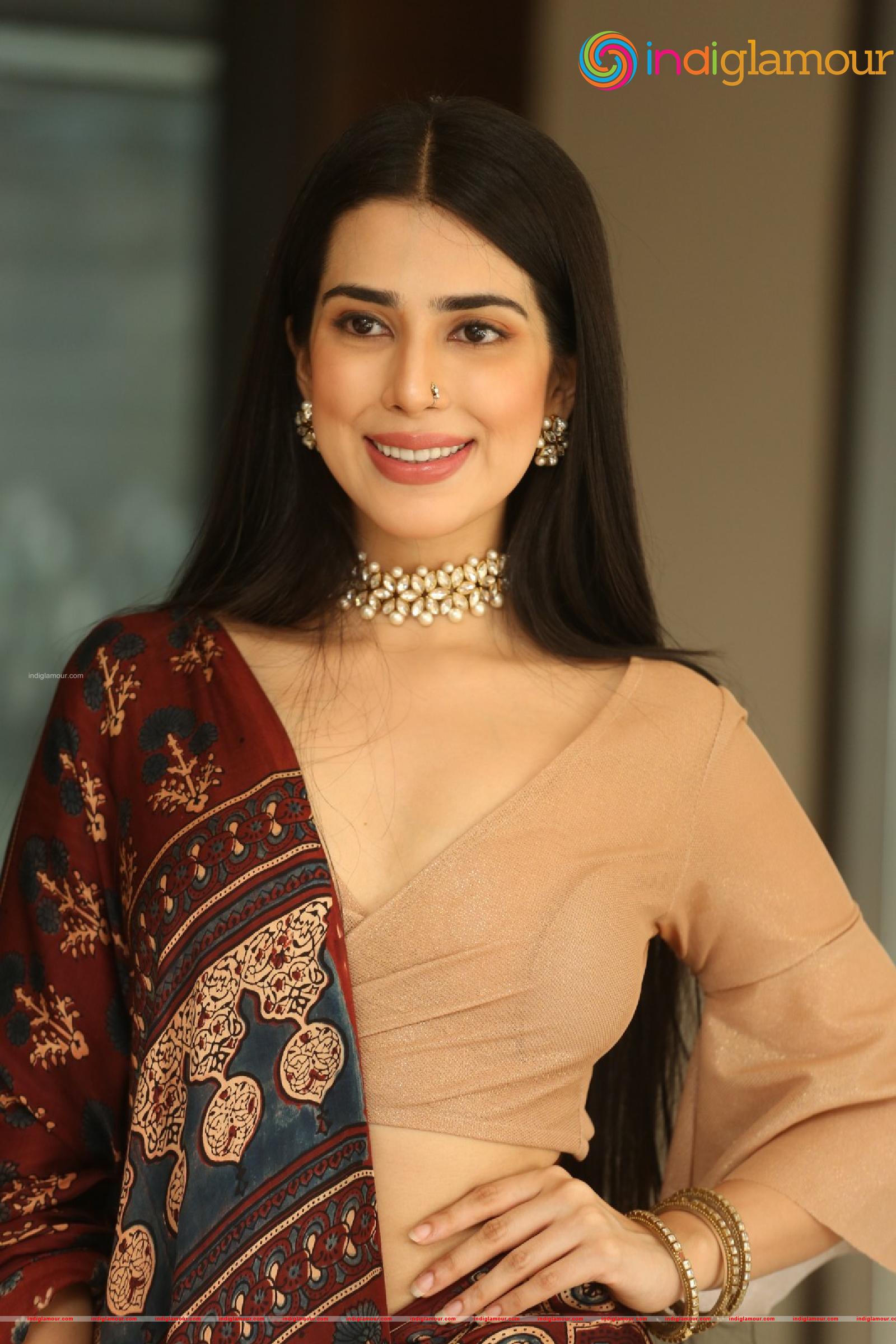 Saloni Mishra Actress hd photo