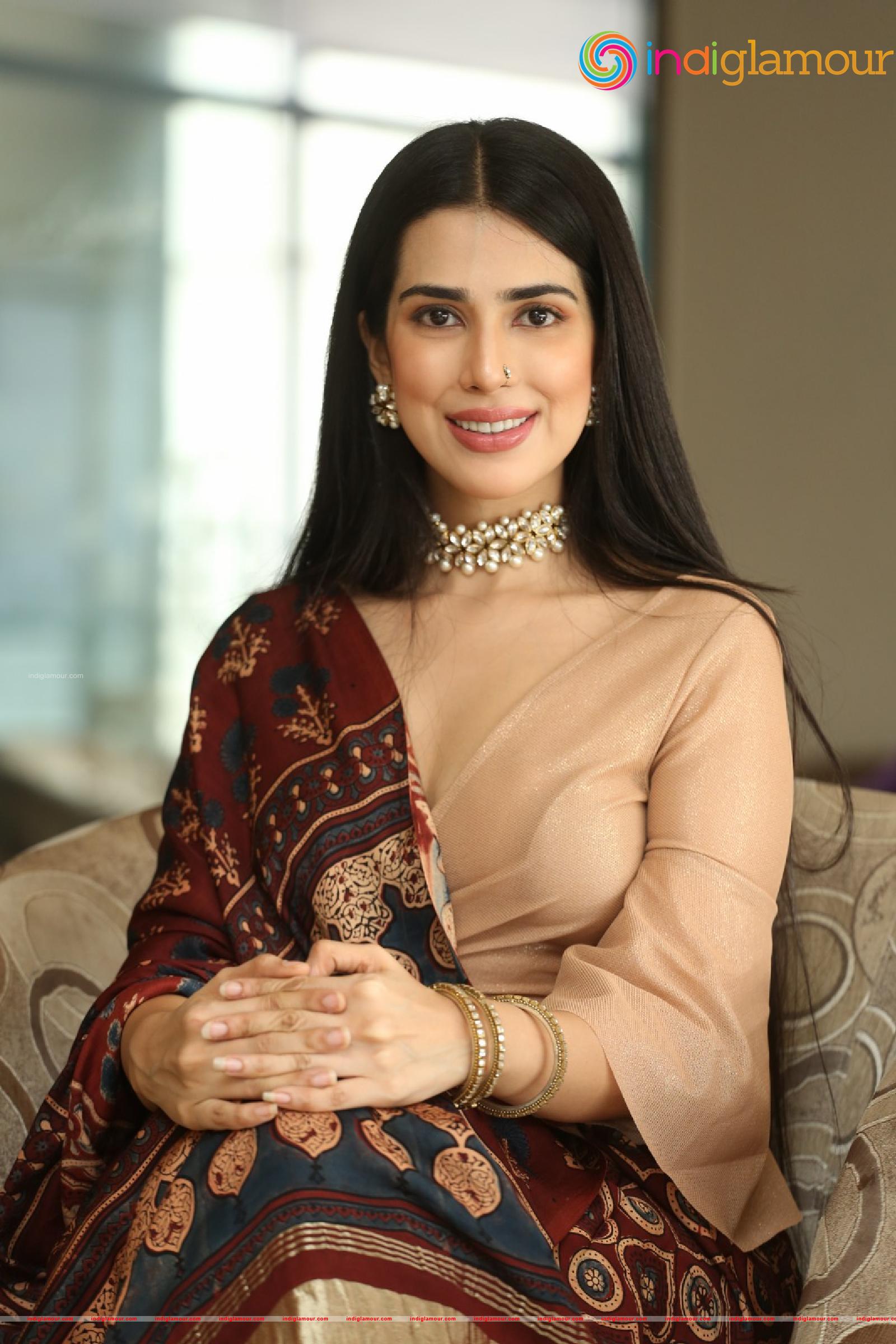 Saloni Mishra Actress hd photo
