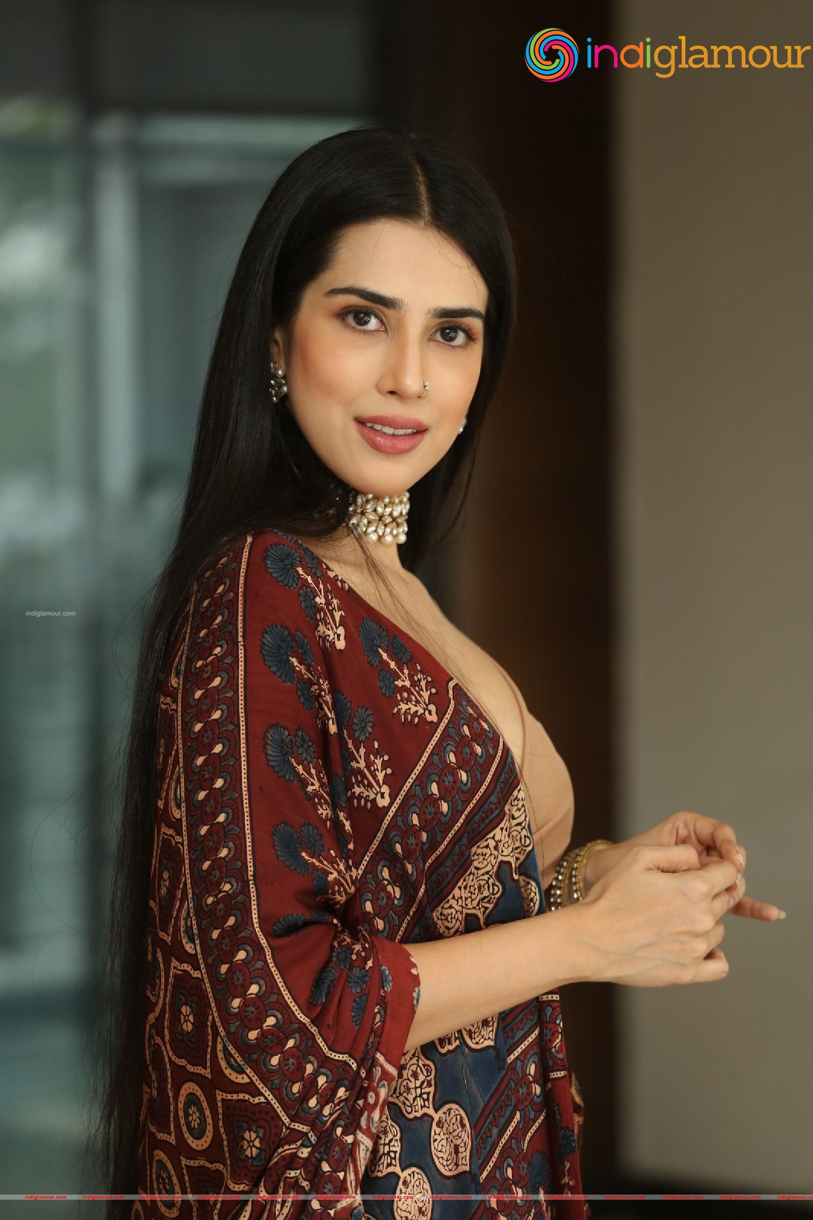 Saloni Mishra Actress hd photo