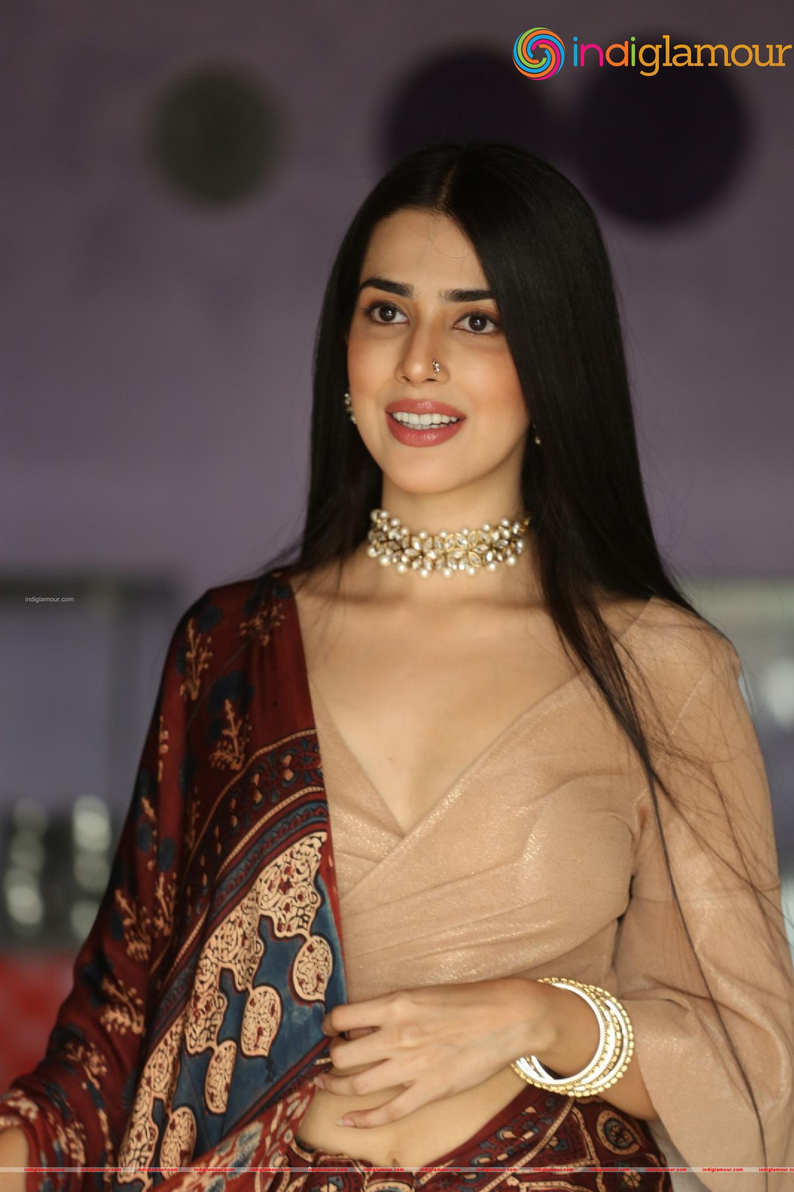 Saloni Mishra Actress hd photo