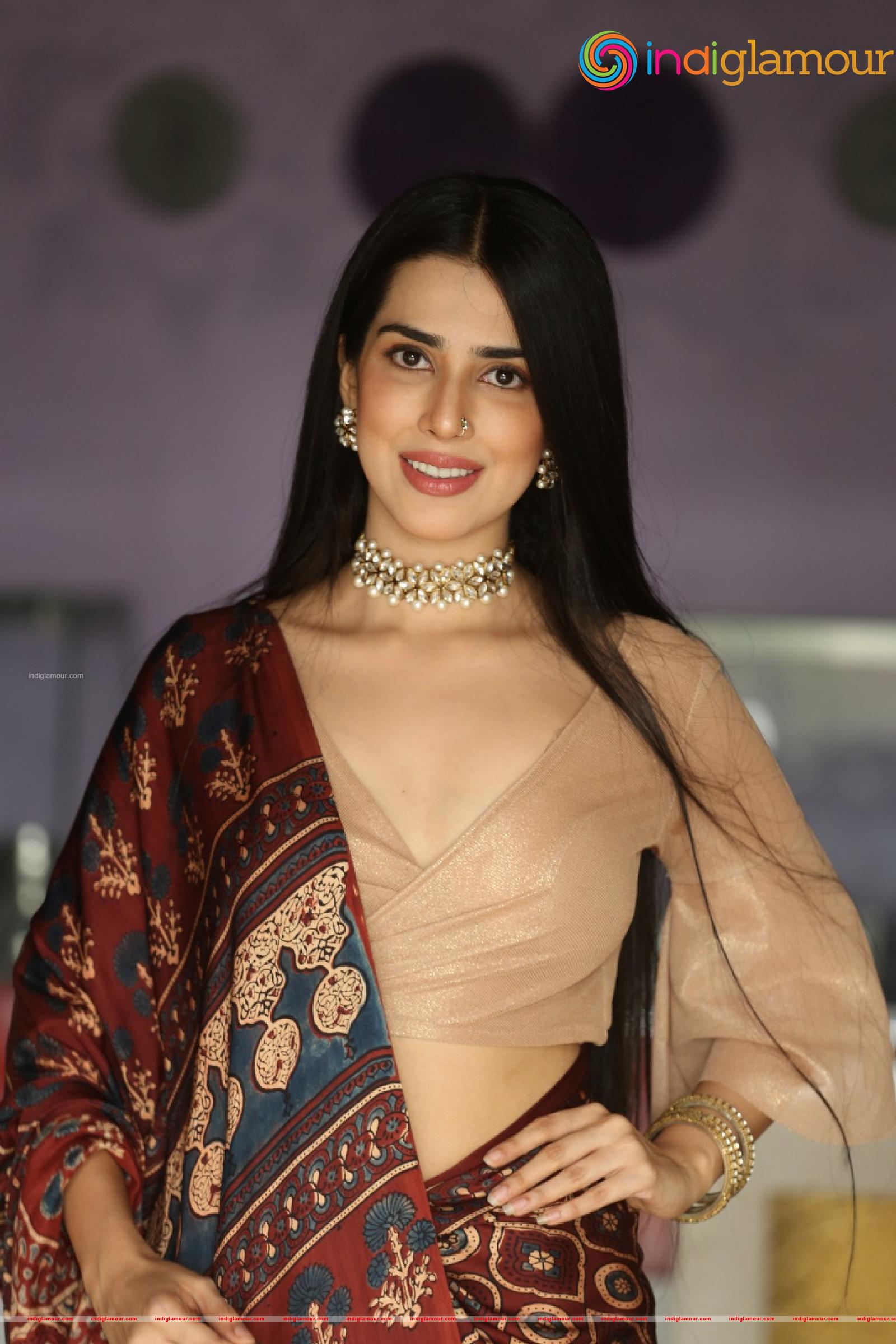 Saloni Mishra Actress hd photo