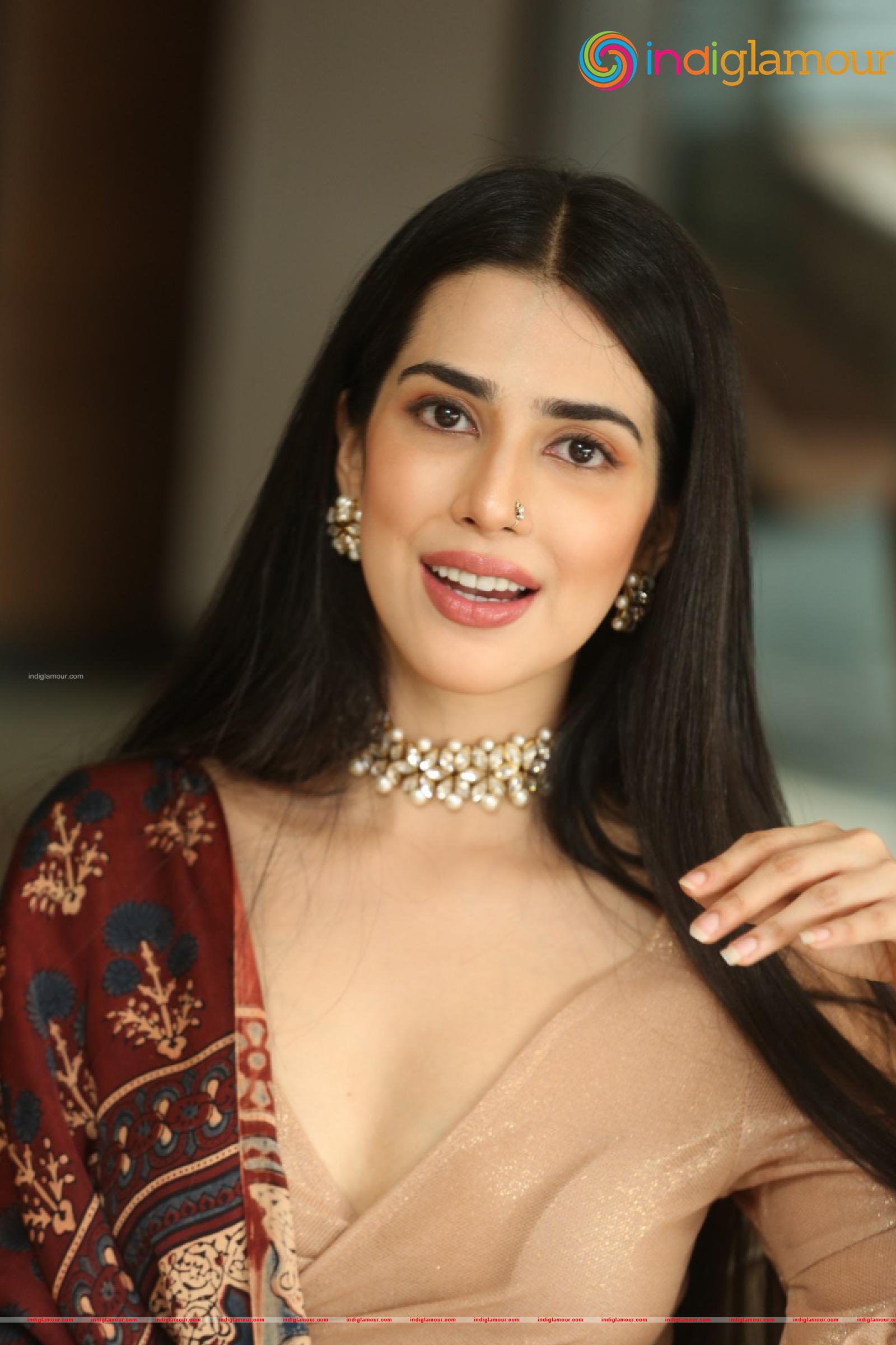 Saloni Mishra Actress hd photo