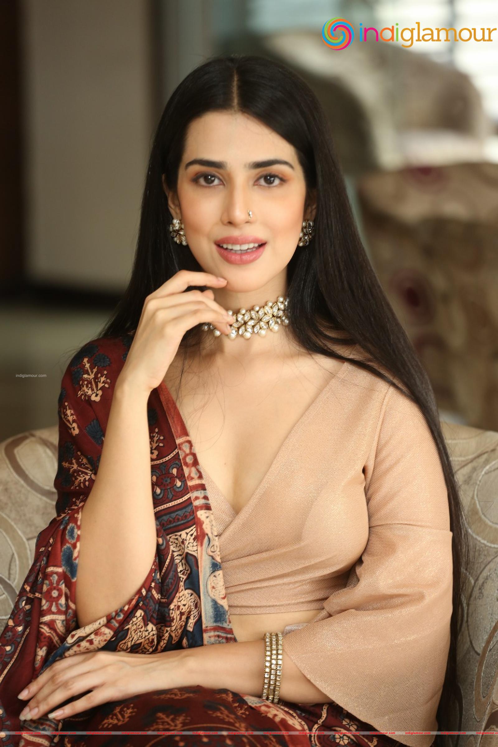 Saloni Mishra Actress hd photo