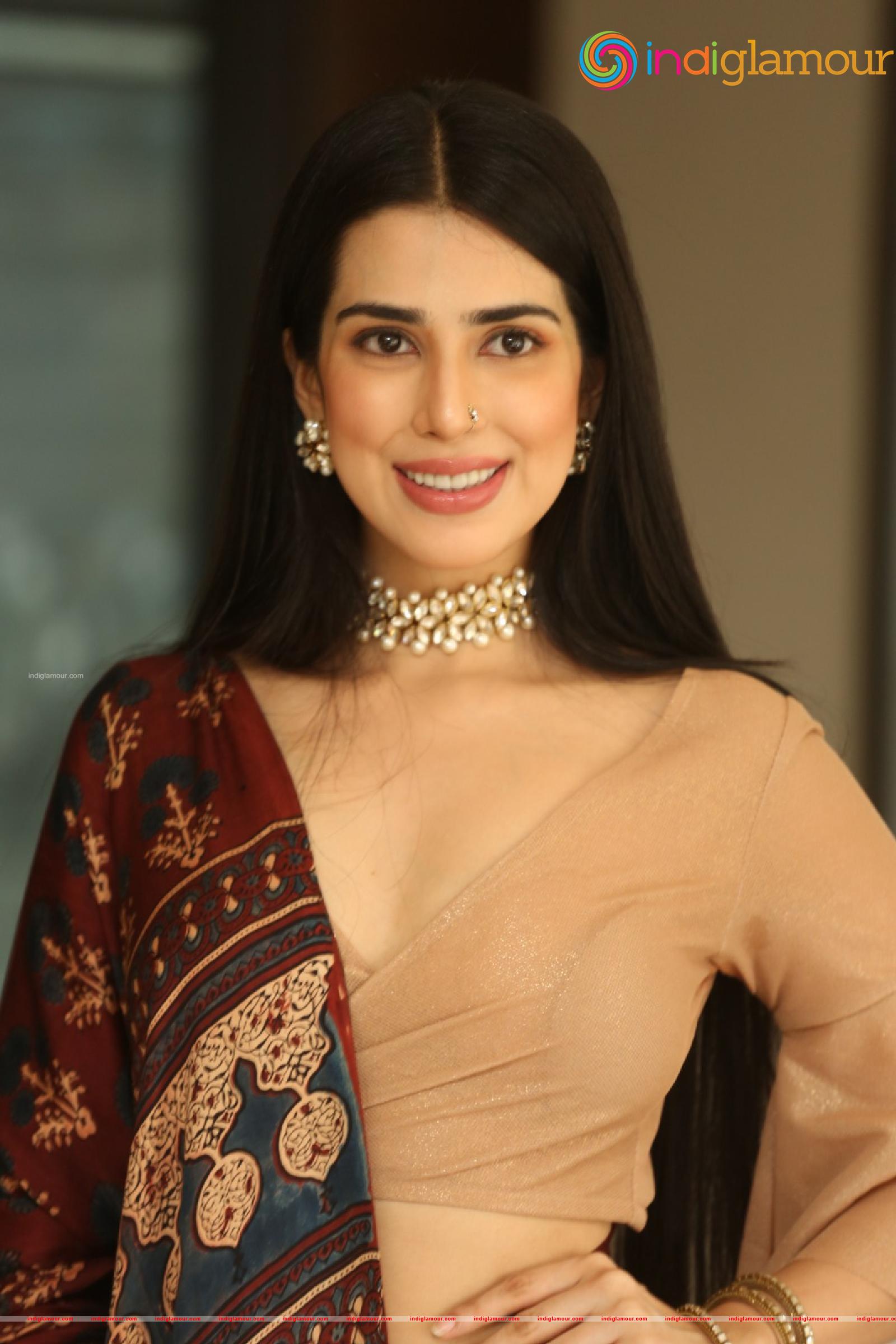 Saloni Mishra Actress hd photo