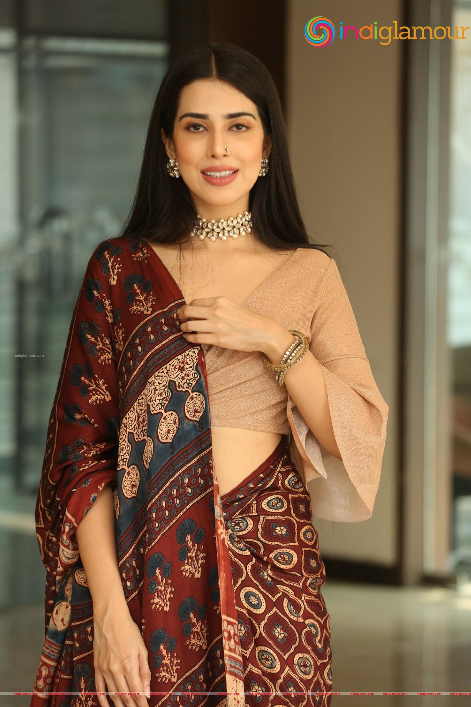 Saloni Mishra Actress hd photo