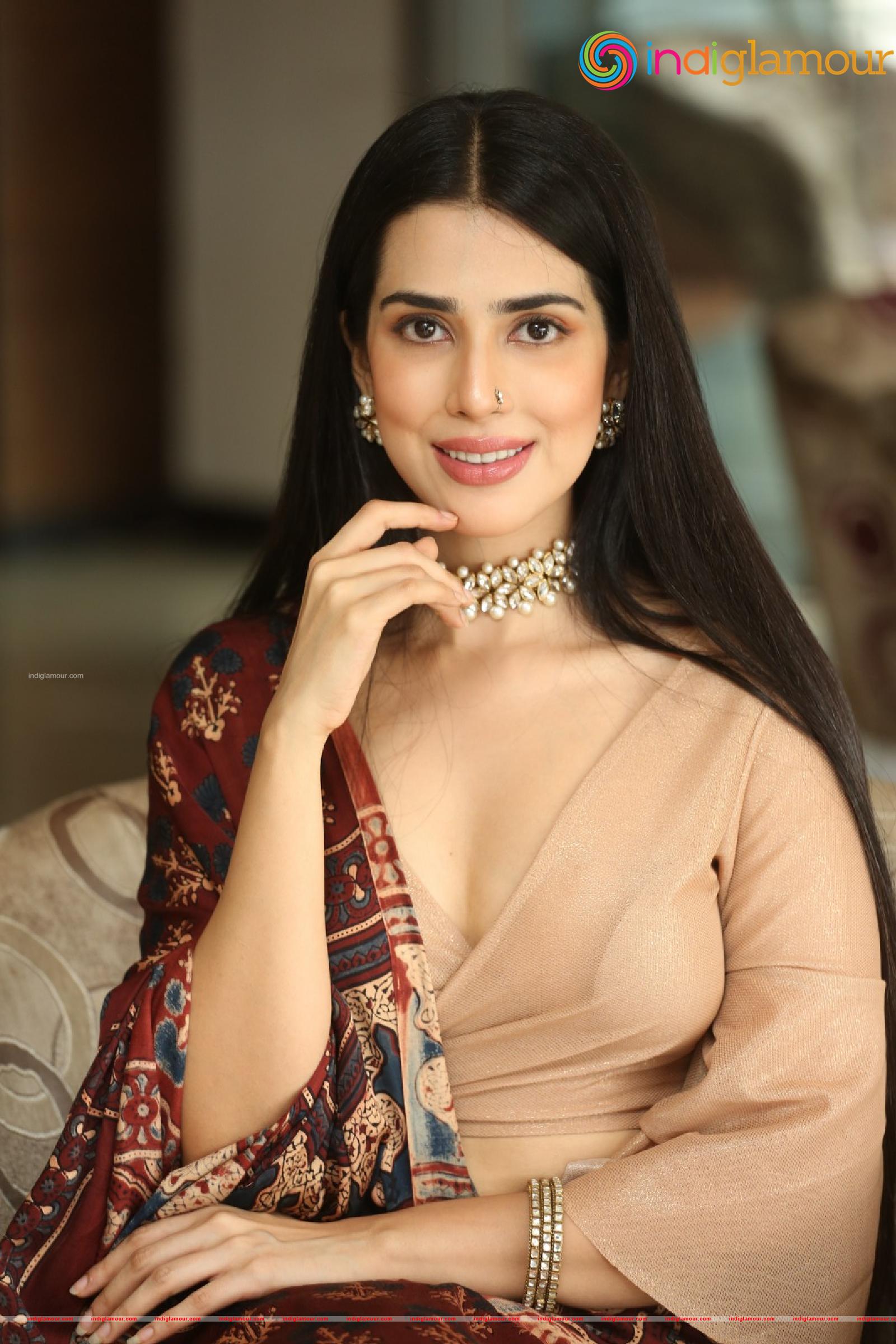 Saloni Mishra Actress hd photo