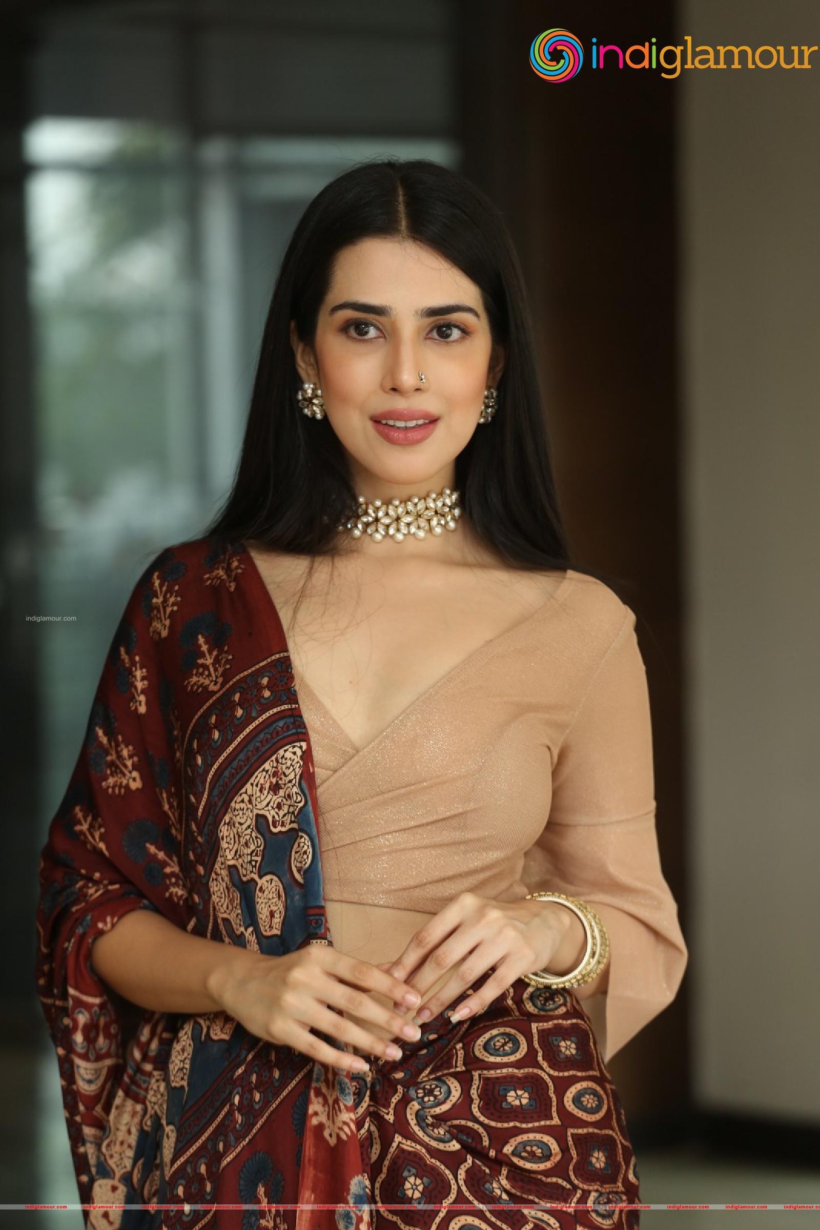 Saloni Mishra Actress hd photo