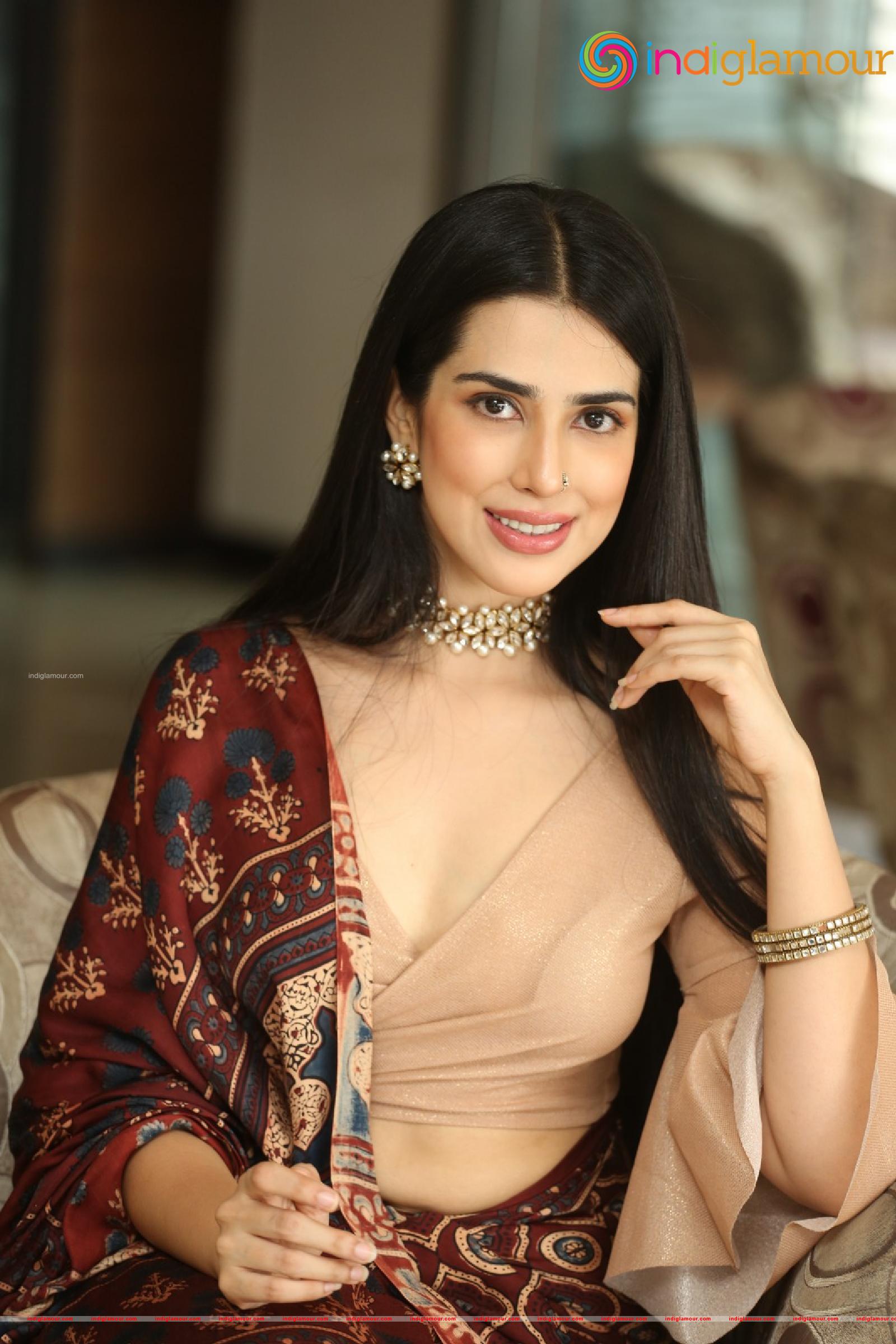 Saloni Mishra Actress hd photo